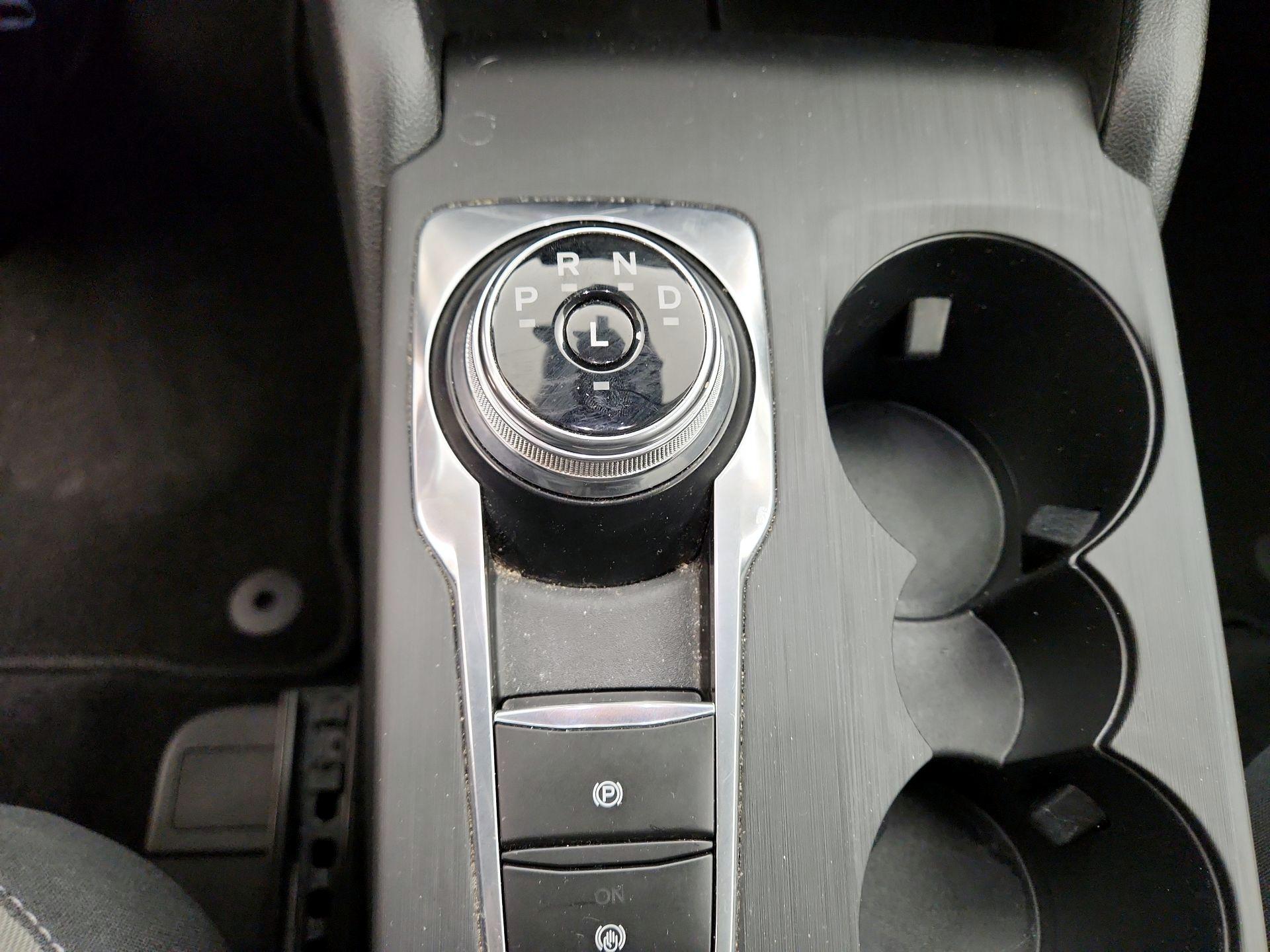 Thumbnail: 2020 Ford Escape - 17