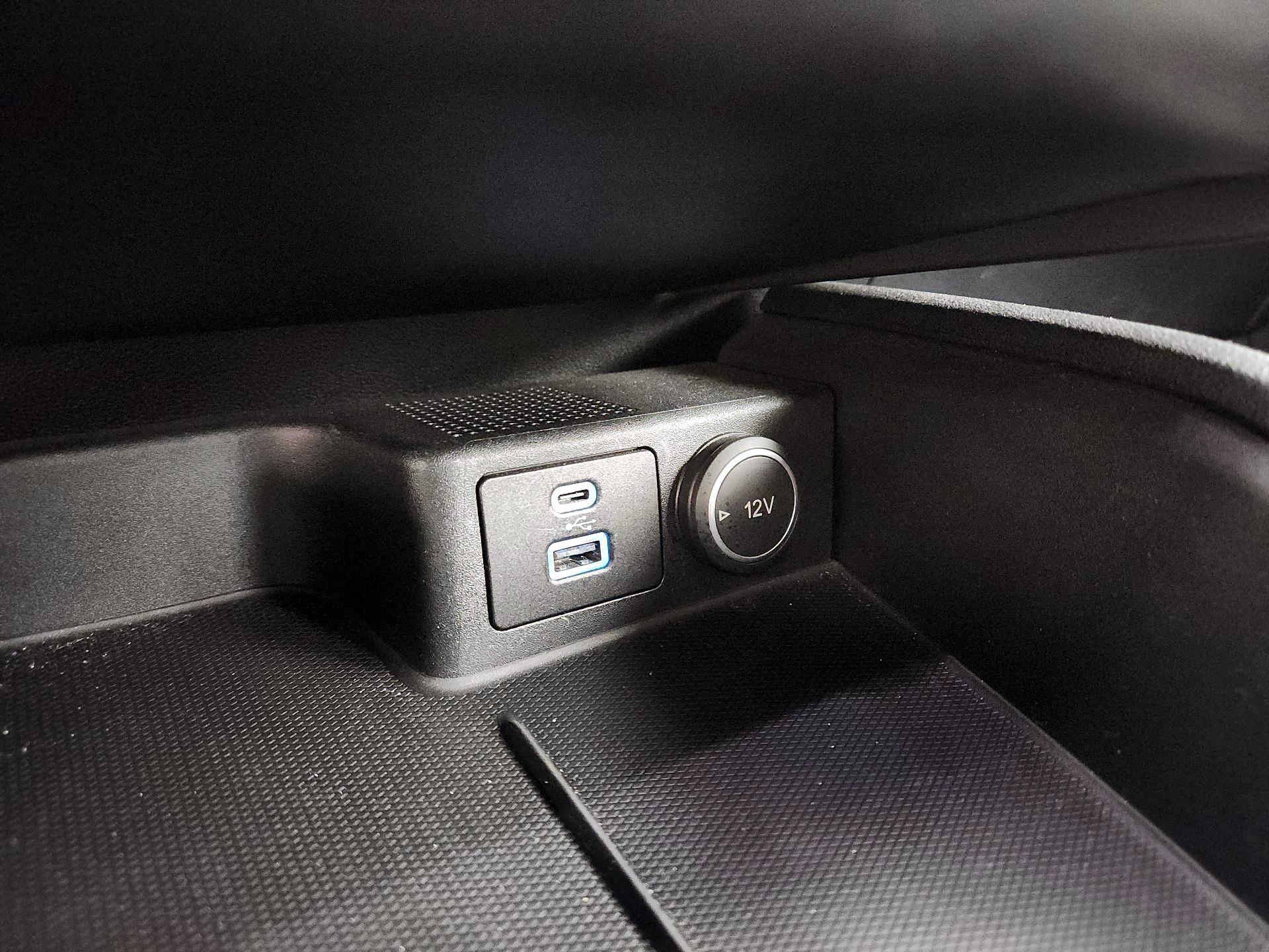 Thumbnail: 2020 Ford Escape - 18