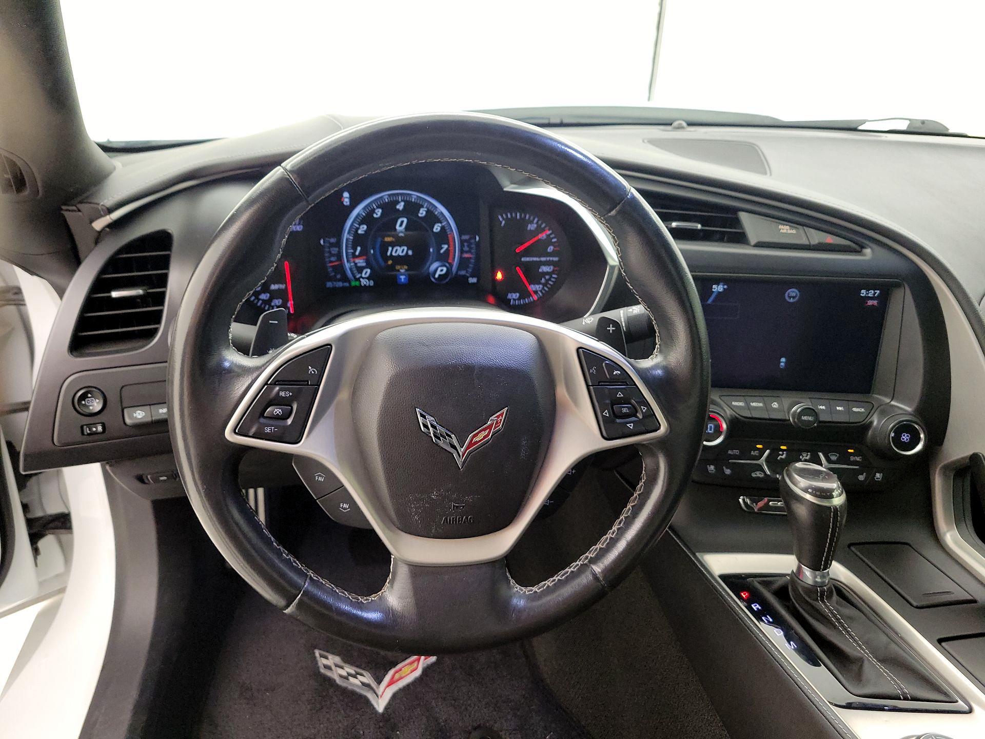 Thumbnail: 2015 Chevrolet Corvette - 10