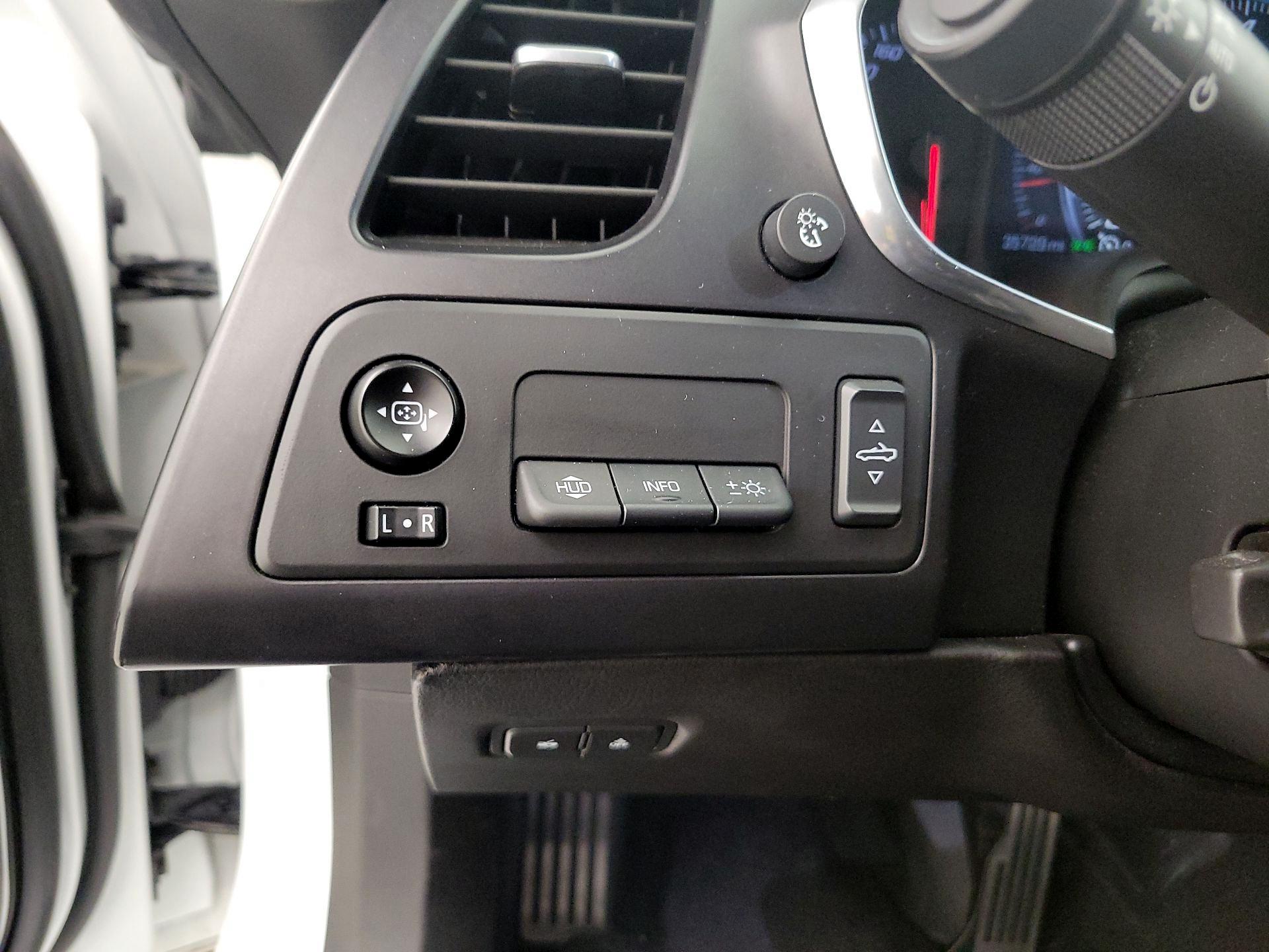 Thumbnail: 2015 Chevrolet Corvette - 13