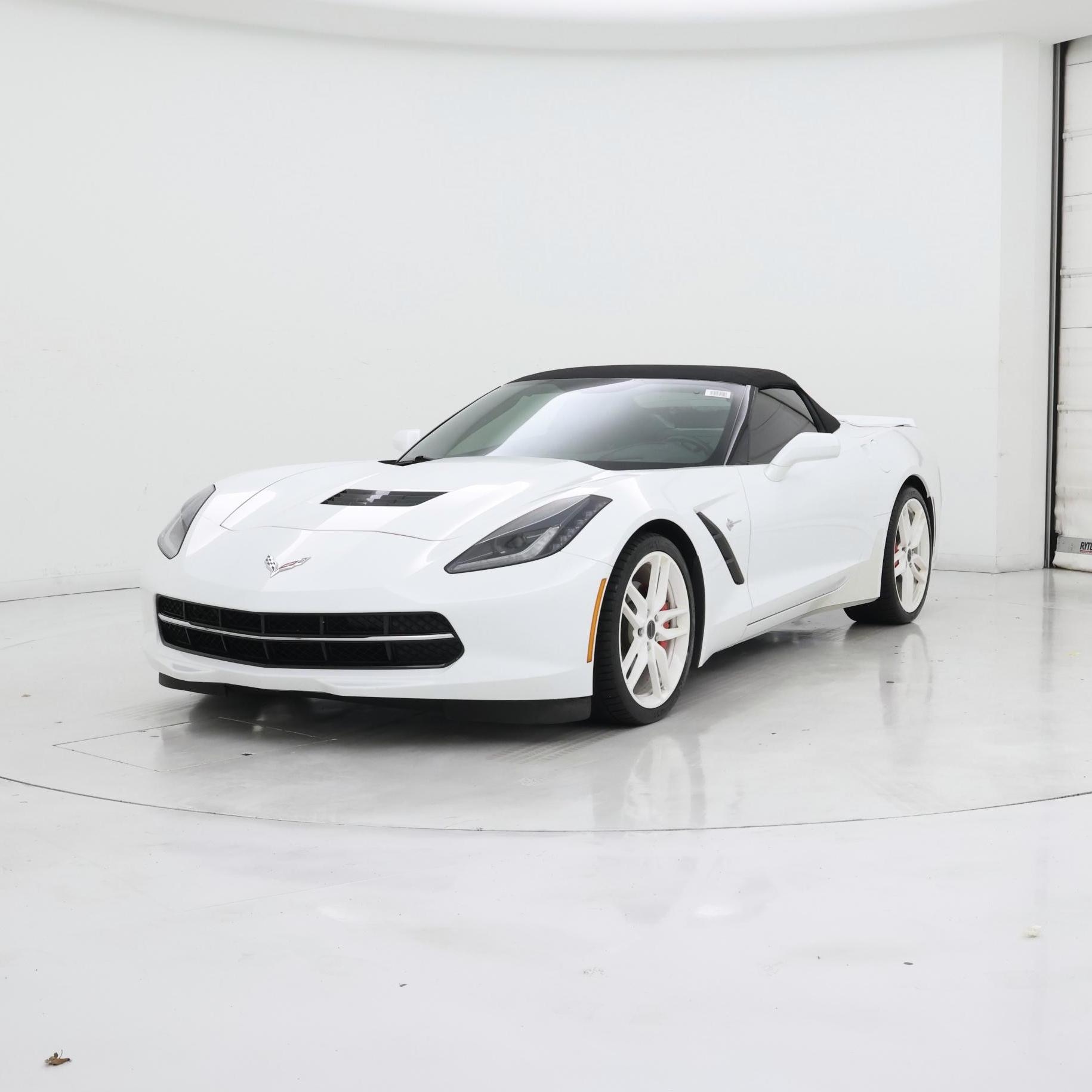 Thumbnail: 2015 Chevrolet Corvette - 4