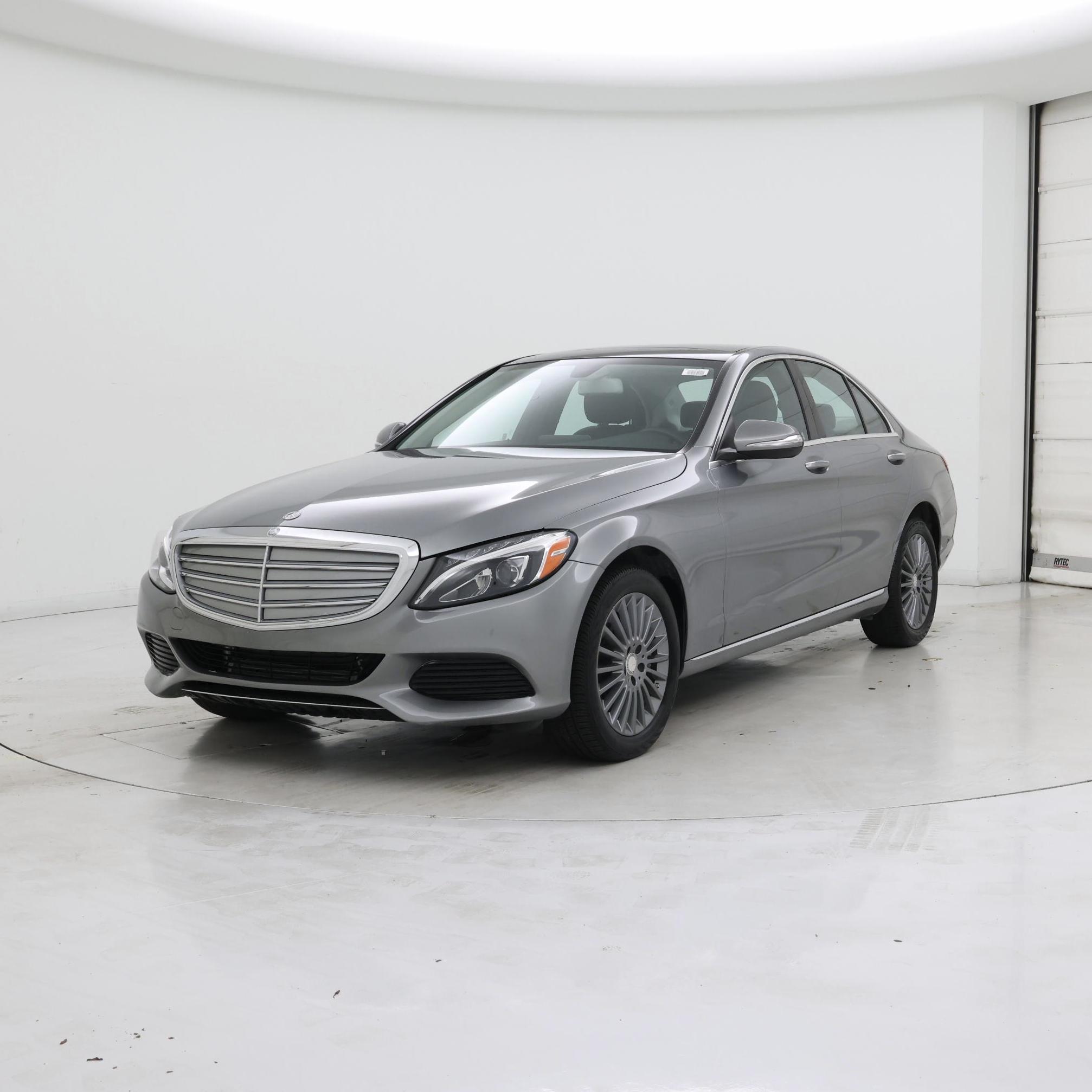 Thumbnail: 2015 Mercedes-Benz C-Class - 4
