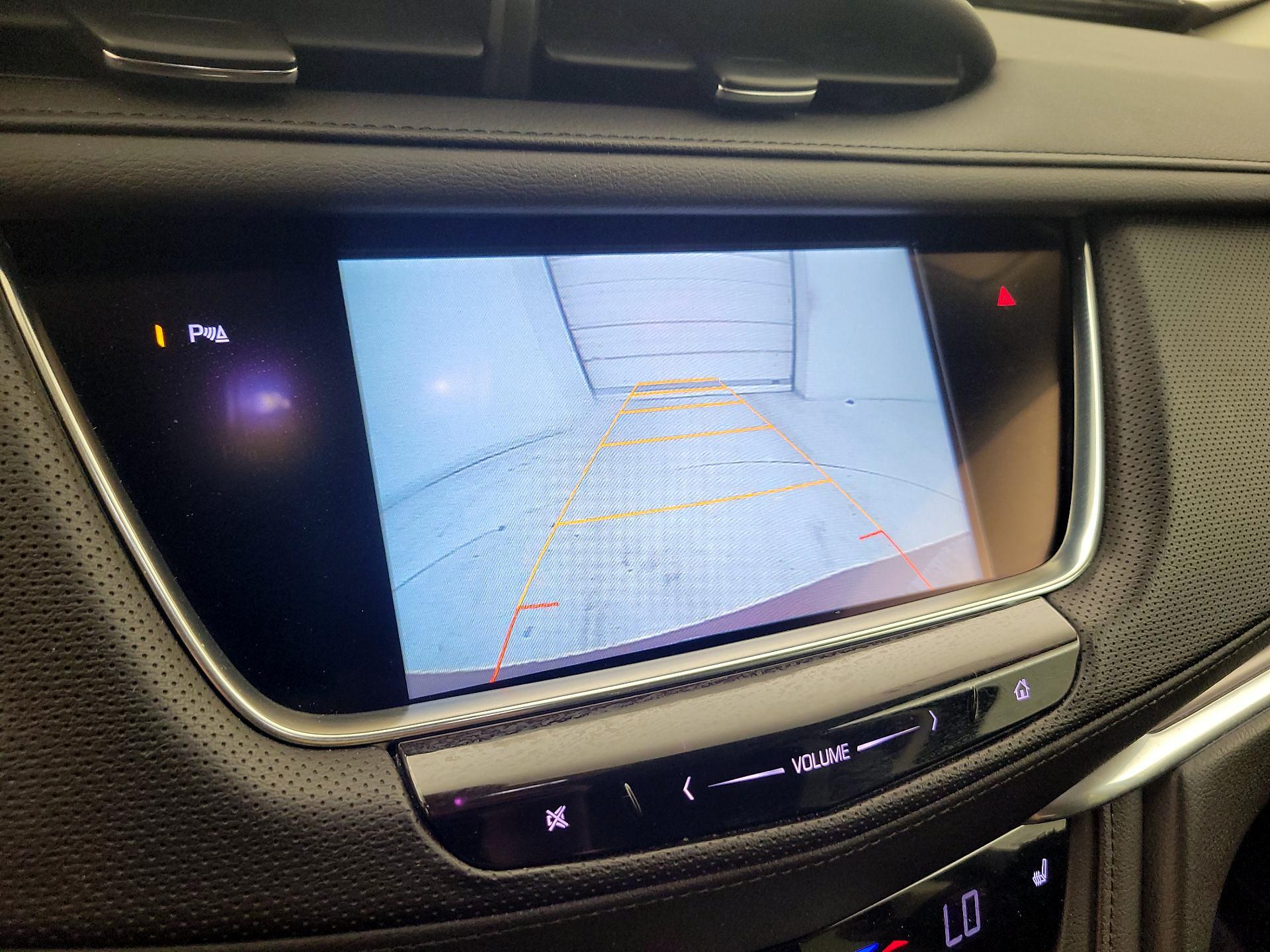 Thumbnail: 2017 Cadillac XT5 - 13