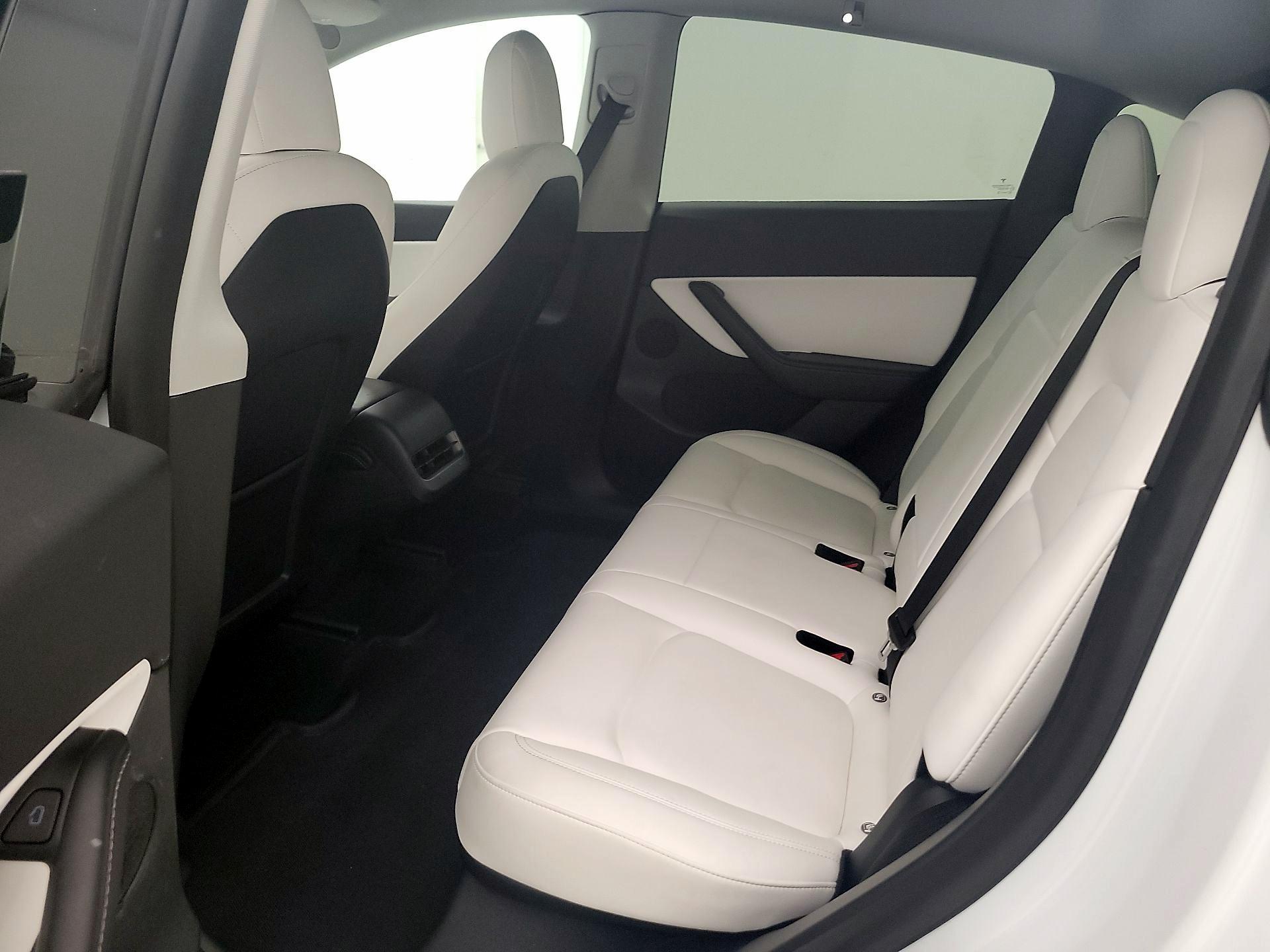 Thumbnail: 2022 Tesla Model Y - 19