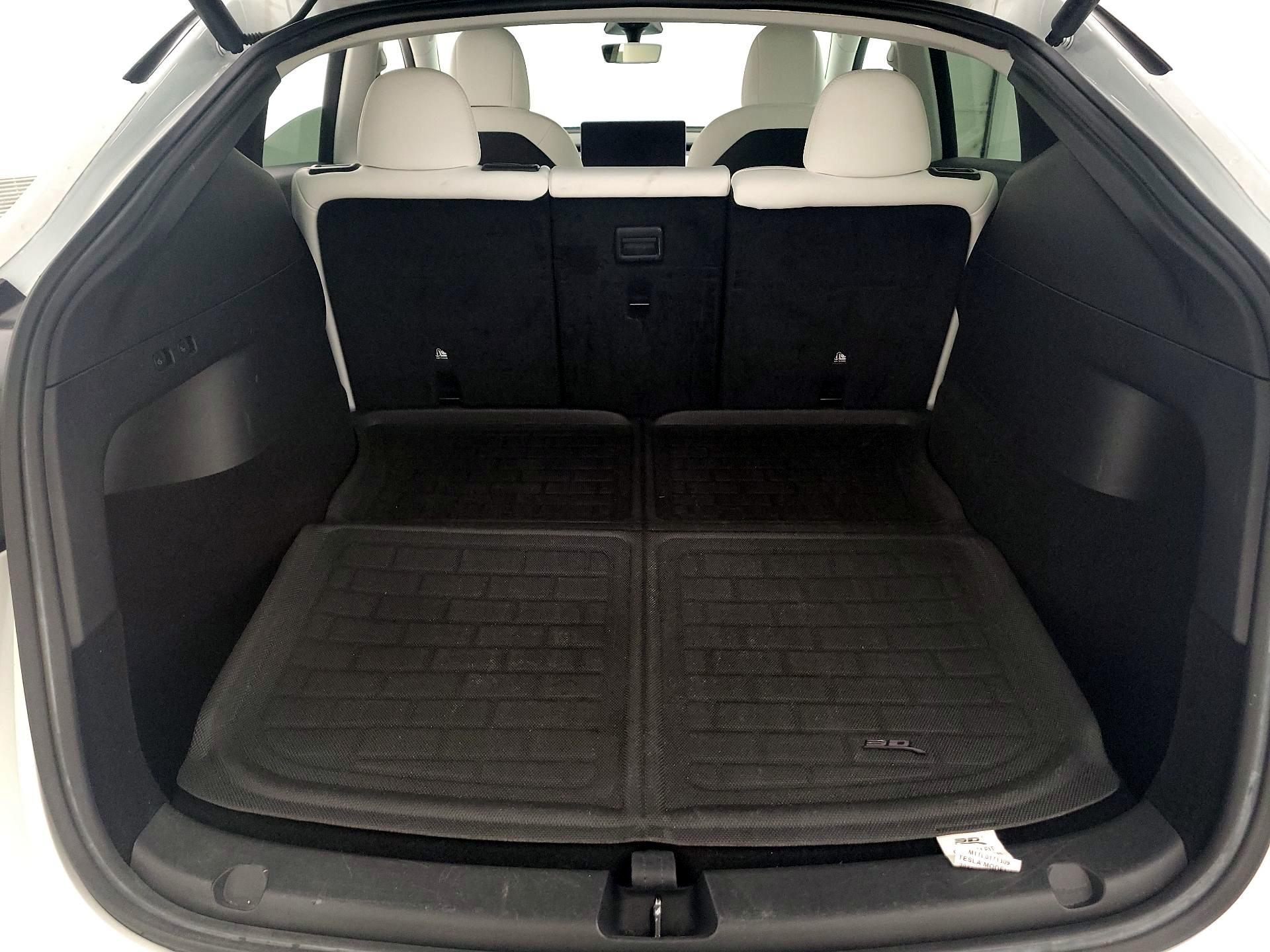 Thumbnail: 2022 Tesla Model Y - 20