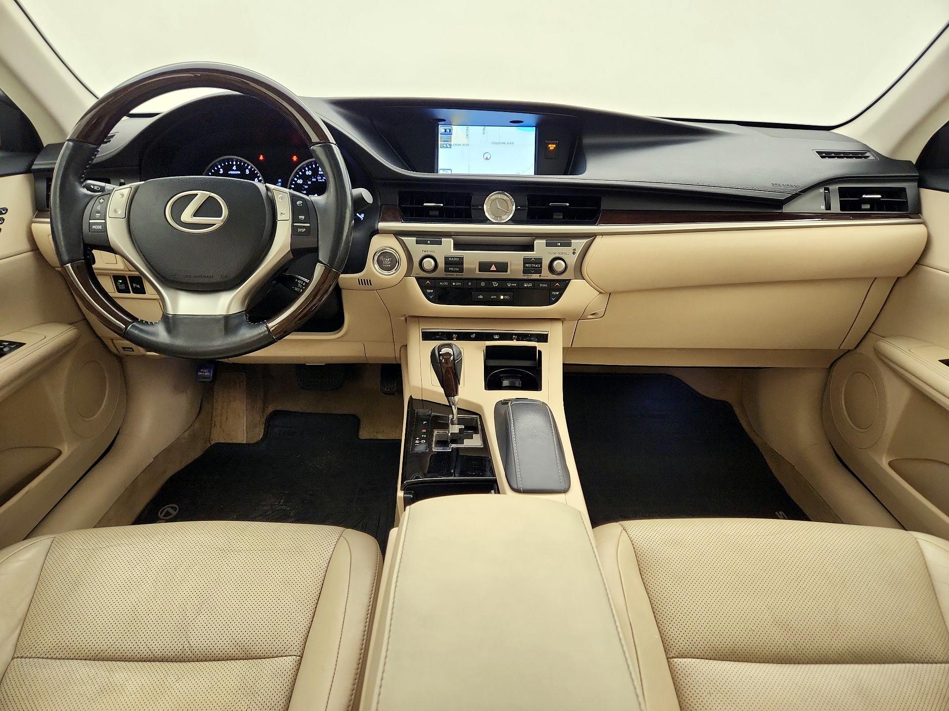 Thumbnail: 2014 Lexus ES - 9