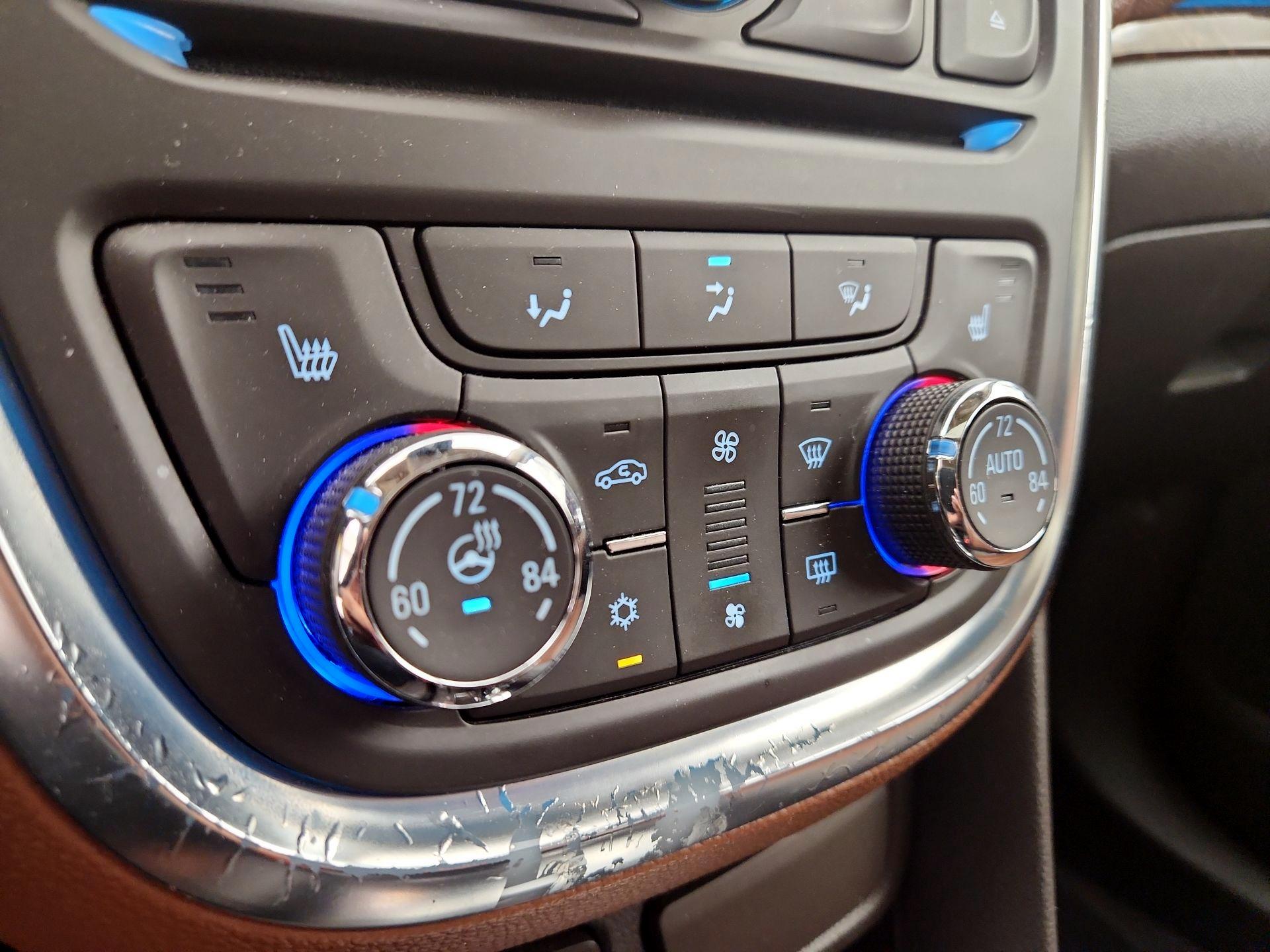 Thumbnail: 2015 Buick Encore - 17