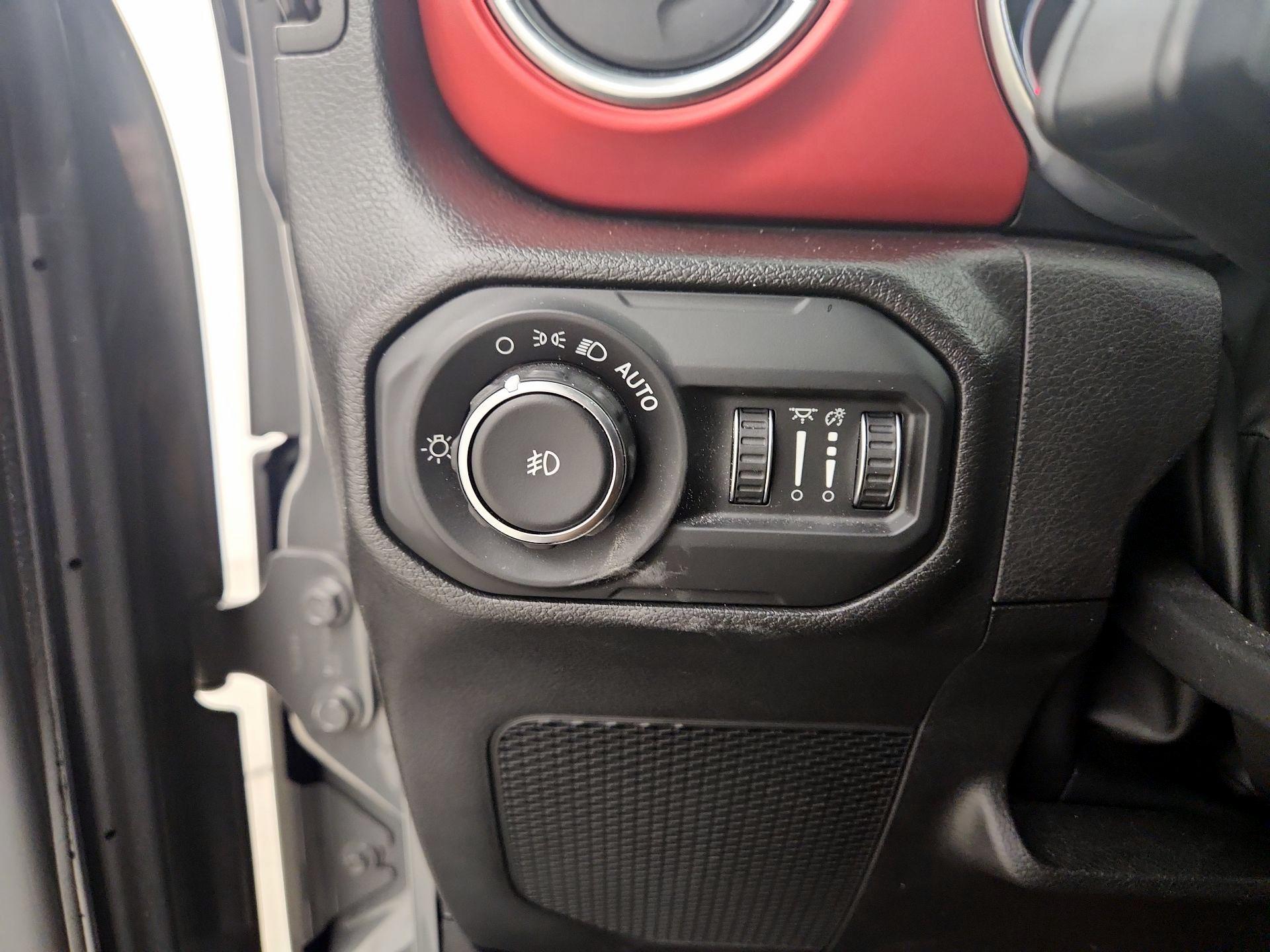 Thumbnail: 2022 Jeep Wrangler - 13