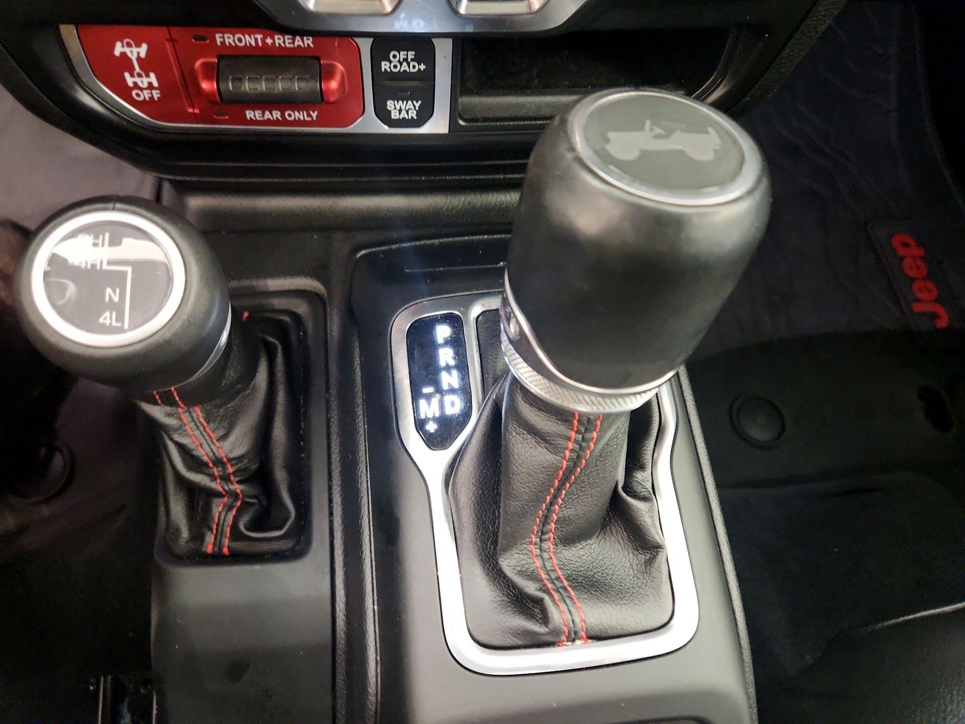 Thumbnail: 2022 Jeep Wrangler - 18