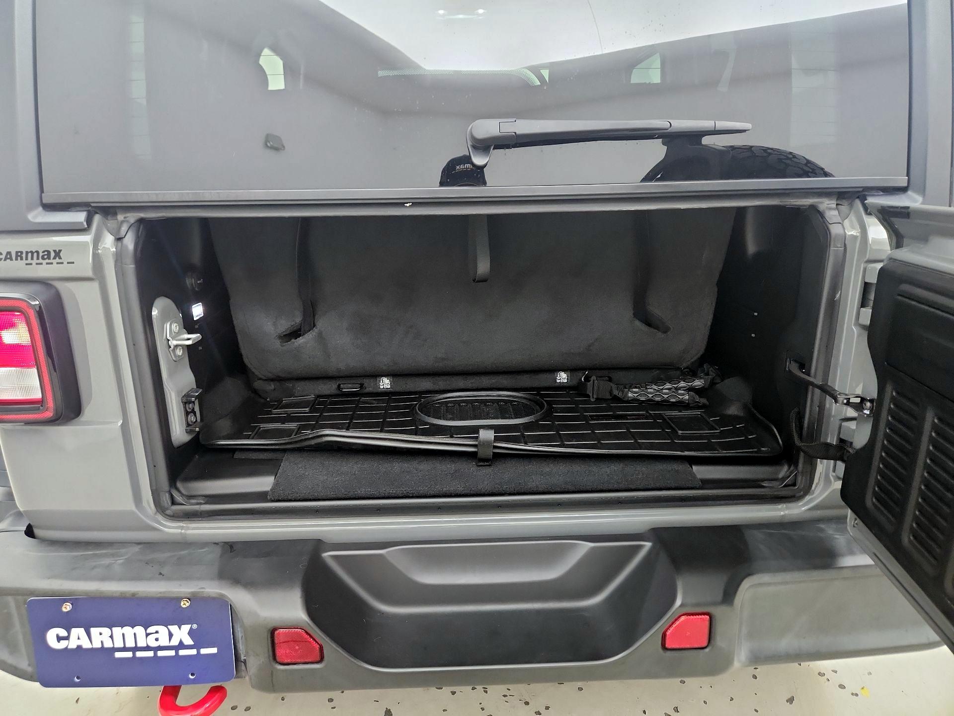 Thumbnail: 2022 Jeep Wrangler - 20