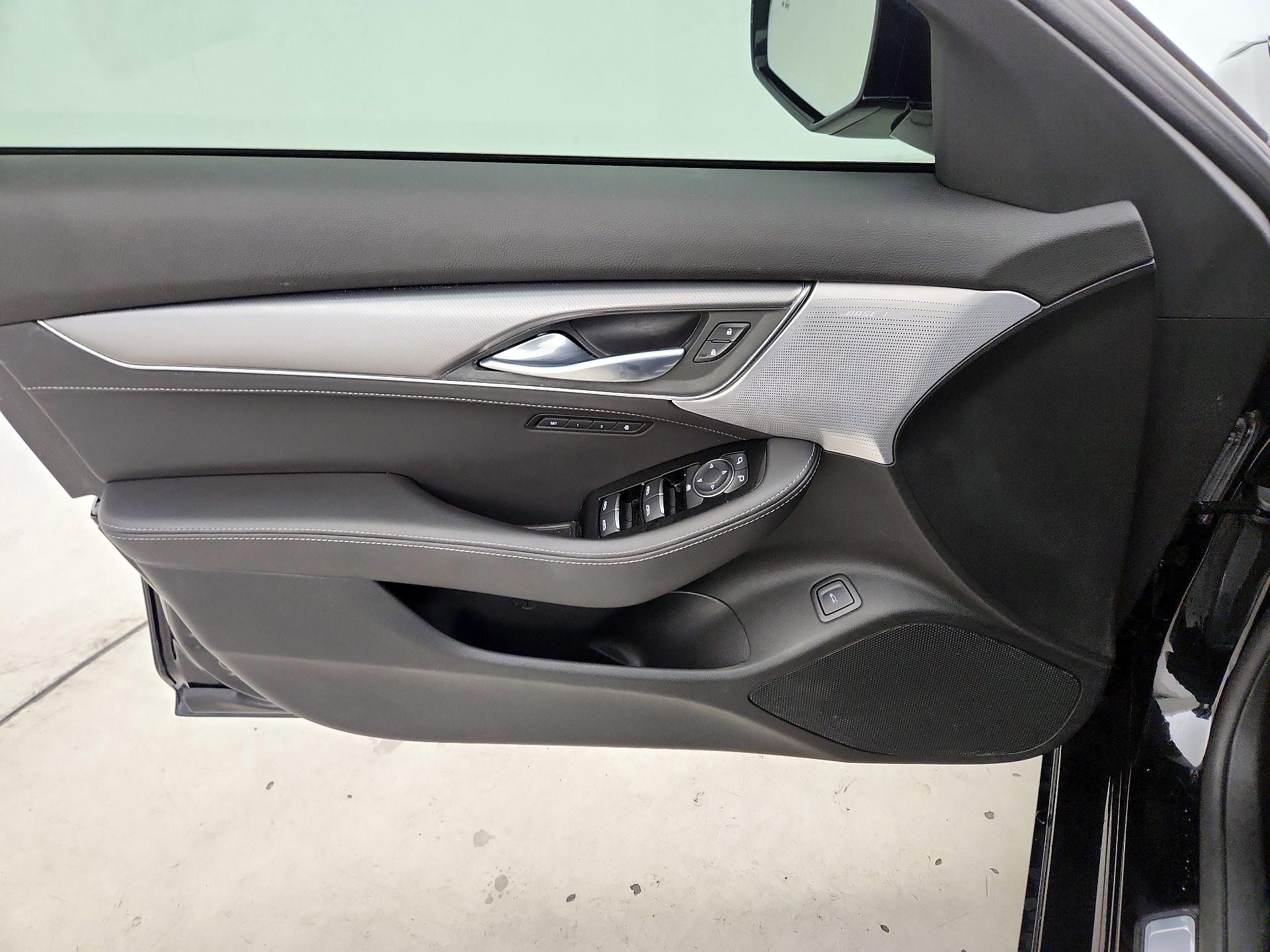 Thumbnail: 2021 Cadillac CT5 - 12