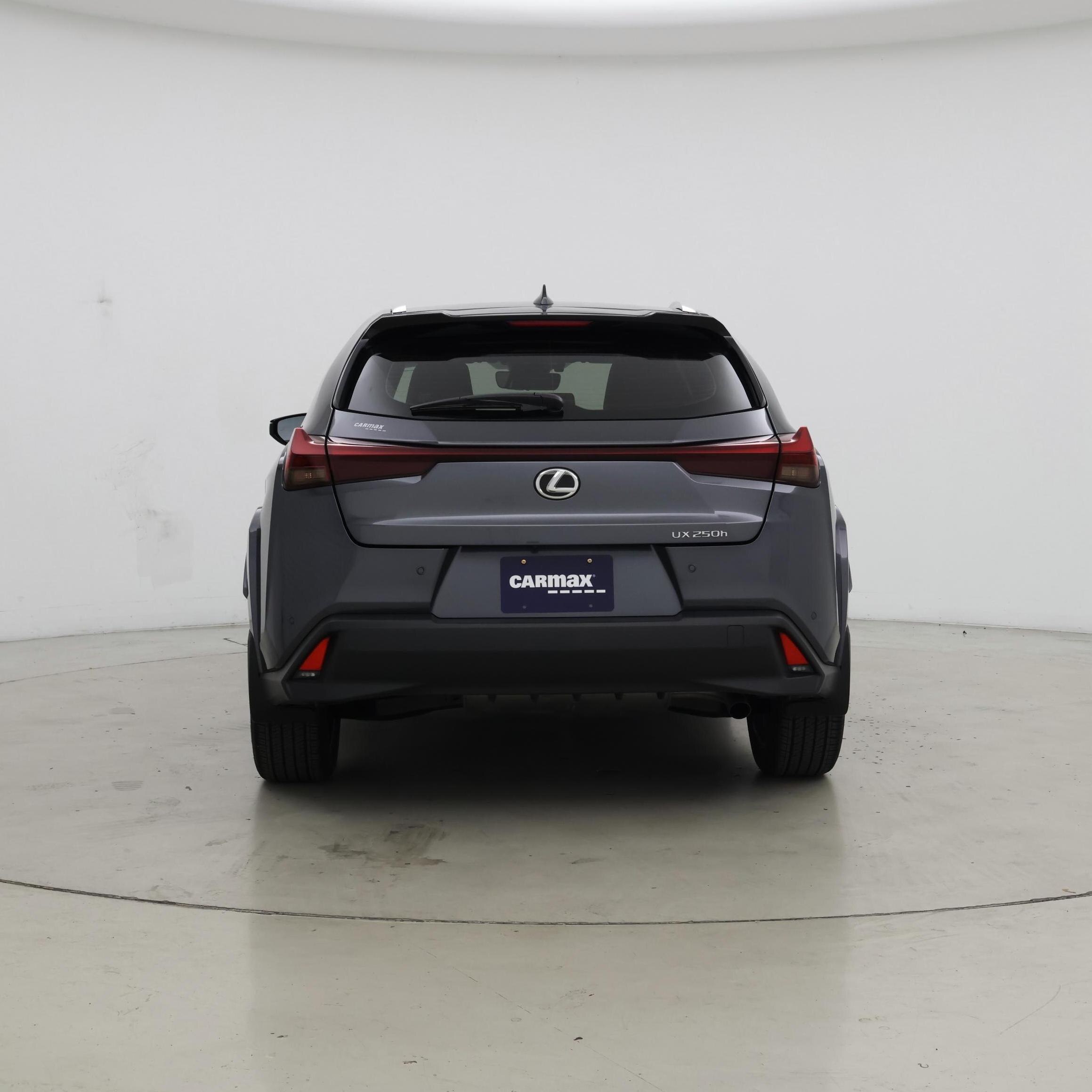 Thumbnail: 2024 Lexus UX - 6