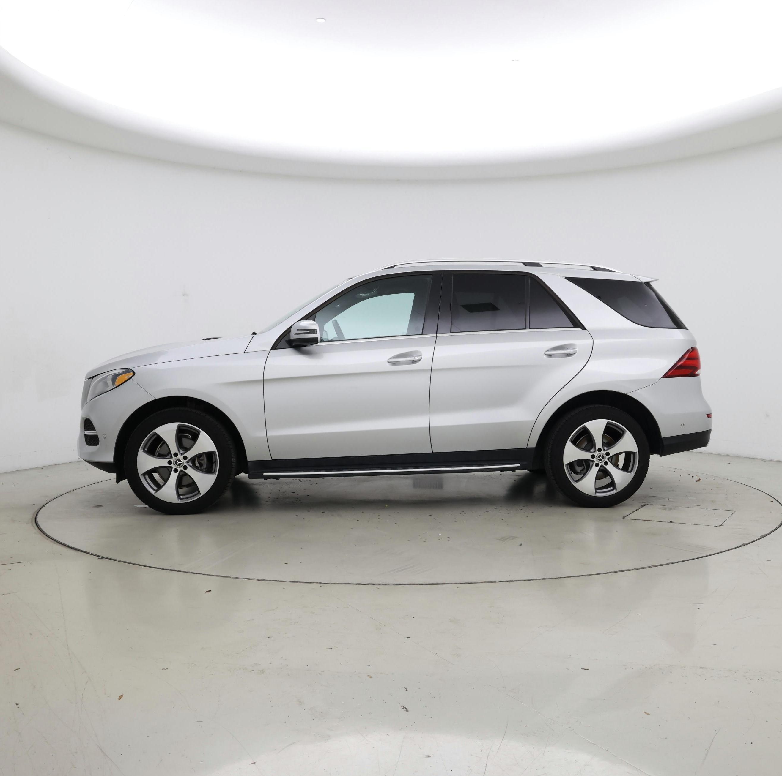 Thumbnail: 2018 Mercedes-Benz GLE - 3