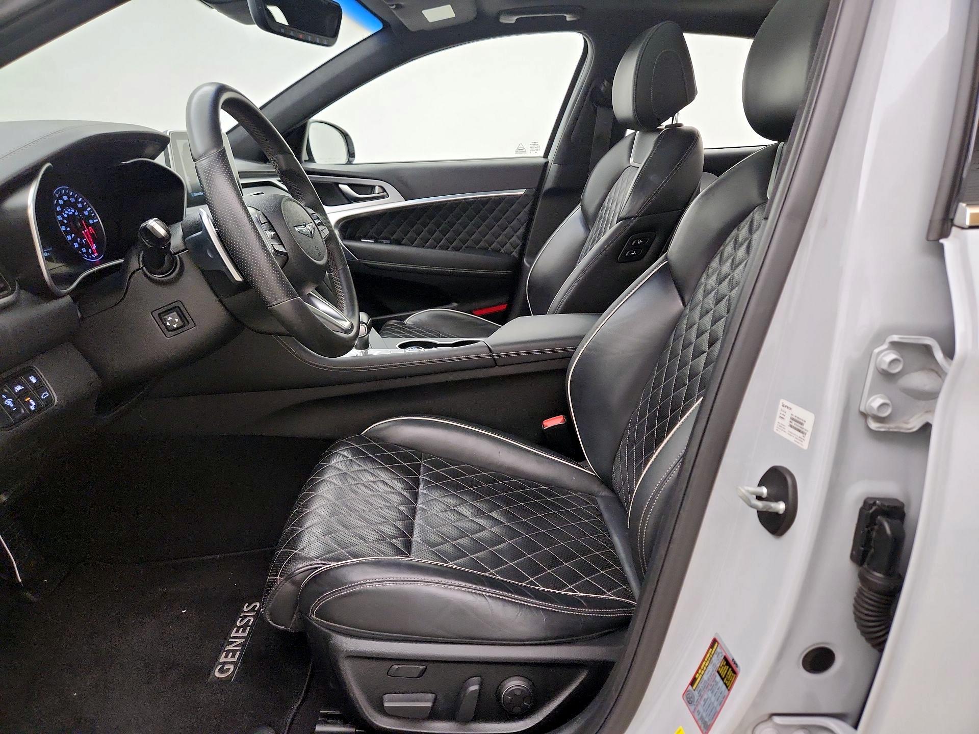 Thumbnail: 2019 Genesis G70 - 11