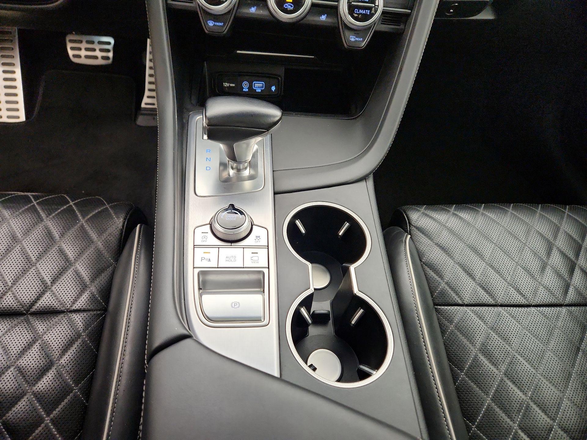 Thumbnail: 2019 Genesis G70 - 18