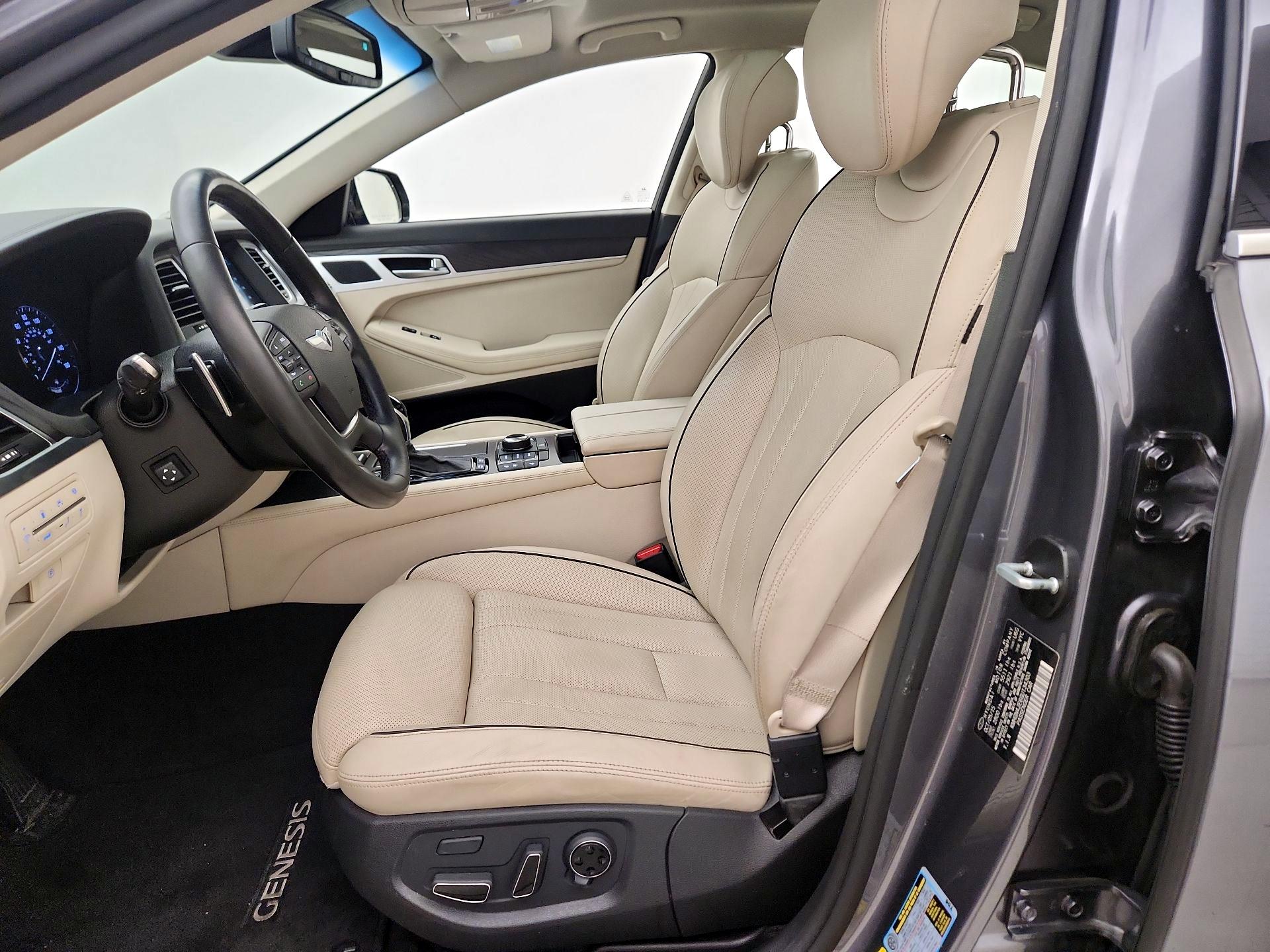 Thumbnail: 2016 Hyundai Genesis - 11