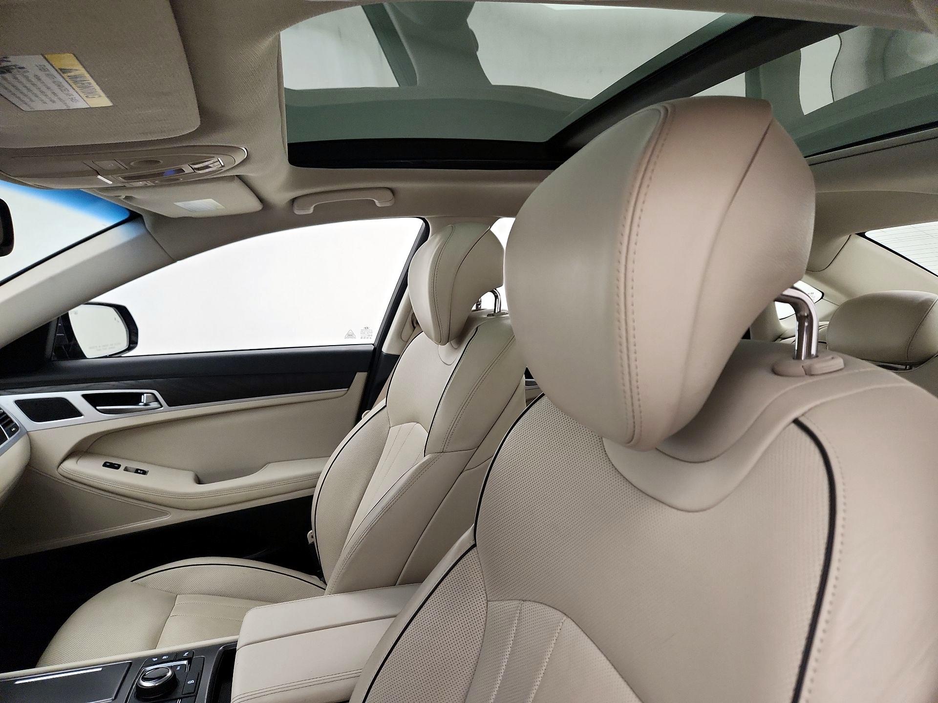 Thumbnail: 2016 Hyundai Genesis - 20