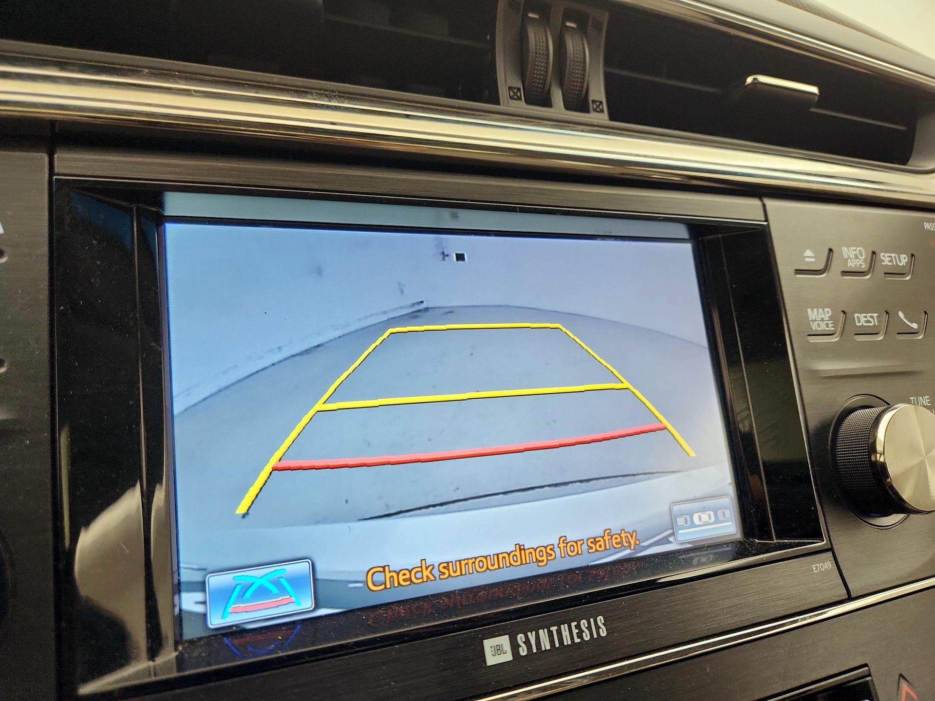 Thumbnail: 2014 Toyota Avalon - 14