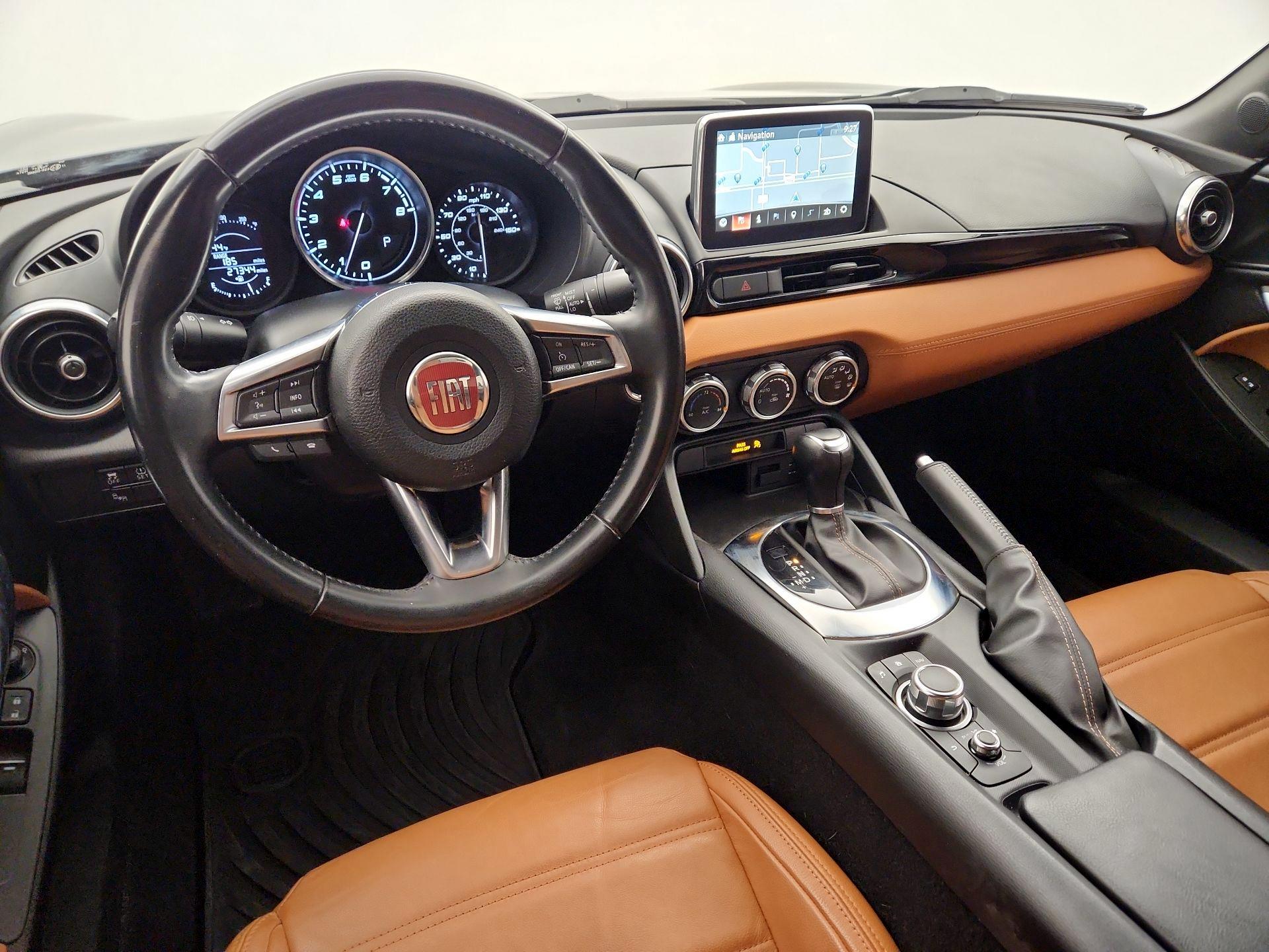 Thumbnail: 2019 Fiat 124 Spider - 9