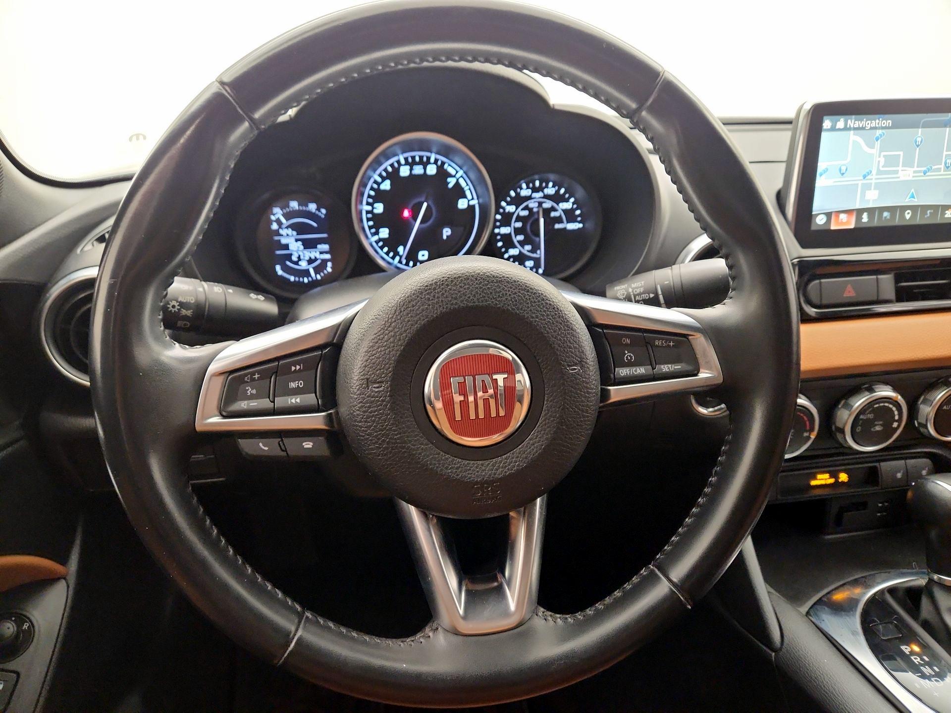 Thumbnail: 2019 Fiat 124 Spider - 10