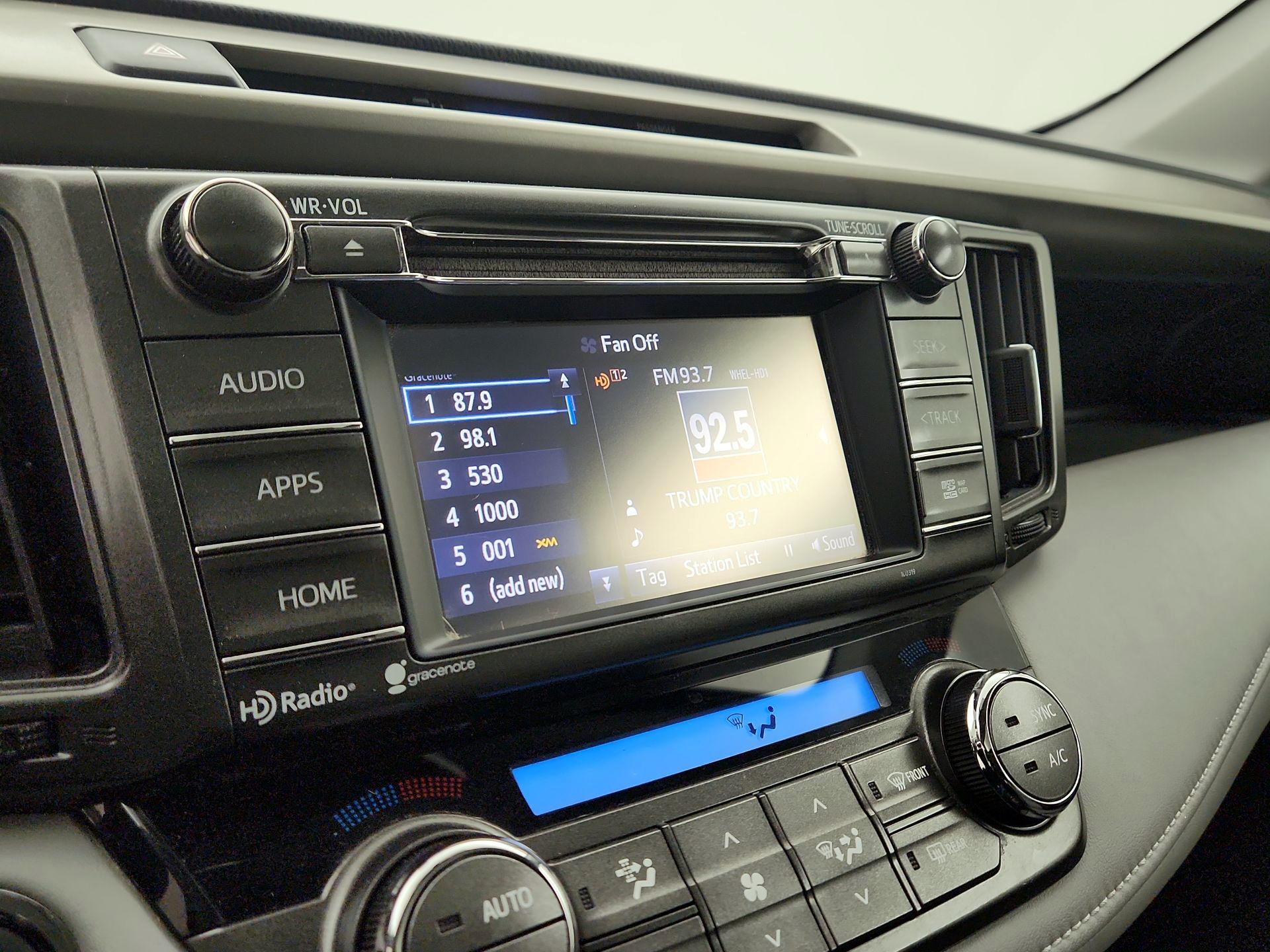 Thumbnail: 2014 Toyota RAV4 - 15