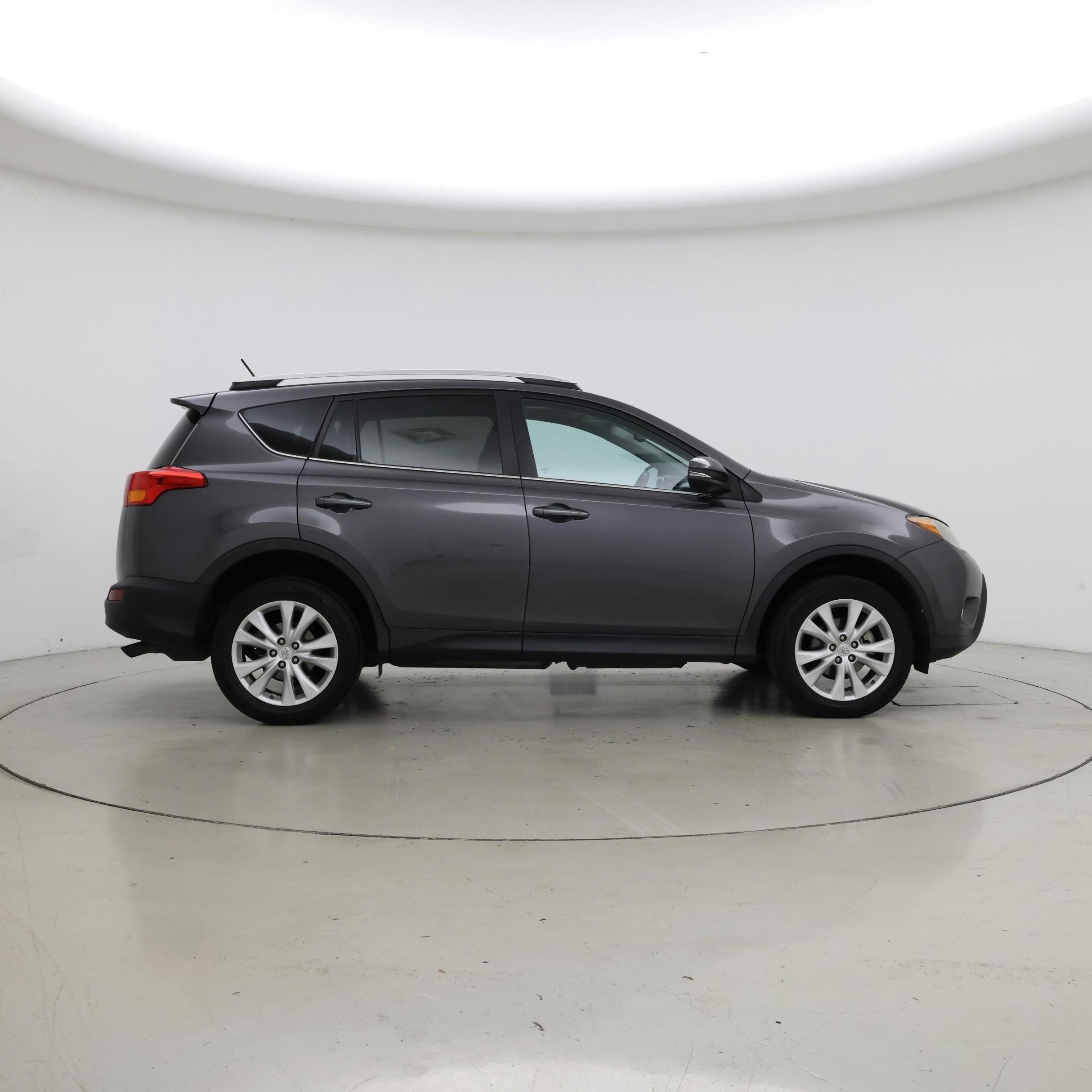Thumbnail: 2014 Toyota RAV4 - 7