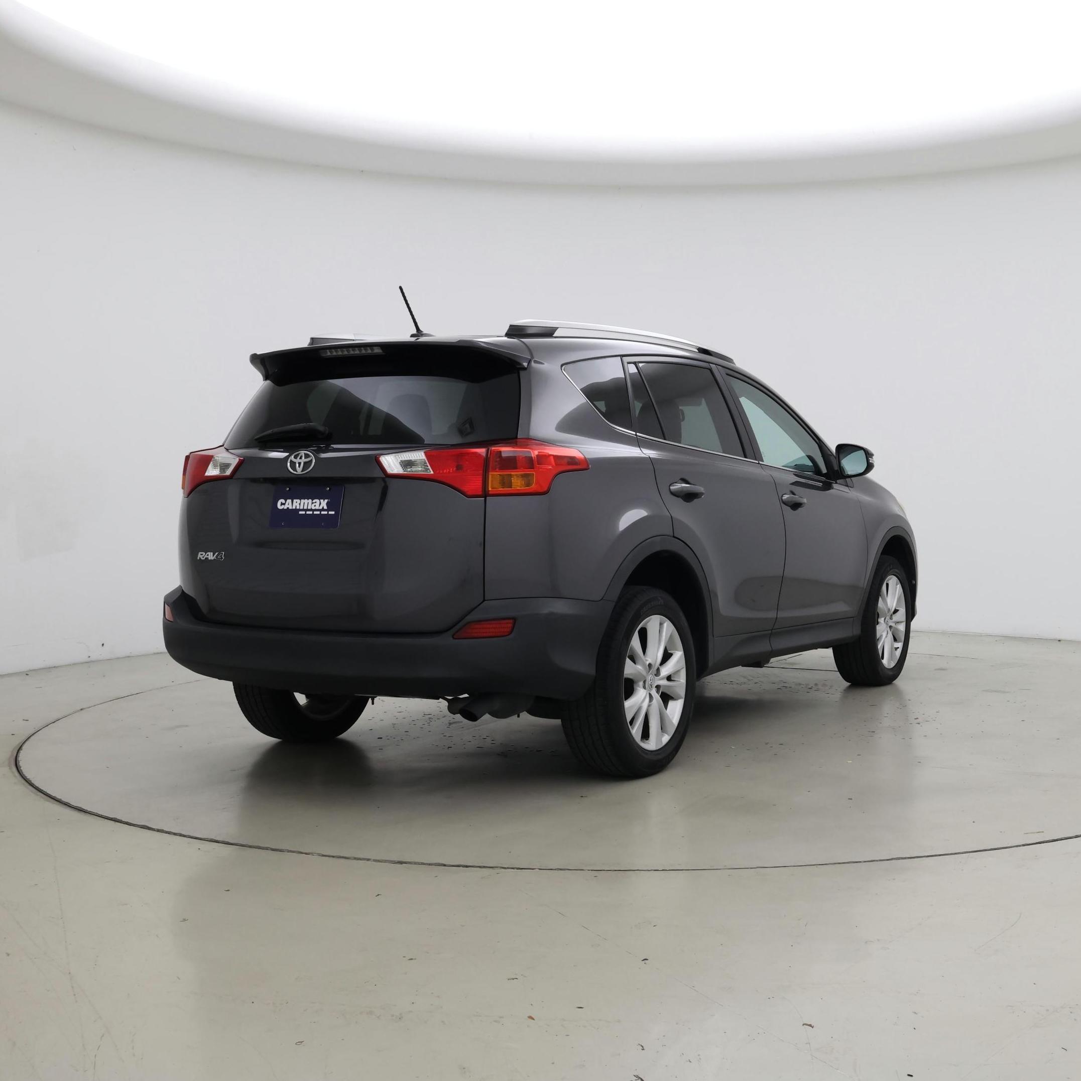 Thumbnail: 2014 Toyota RAV4 - 8
