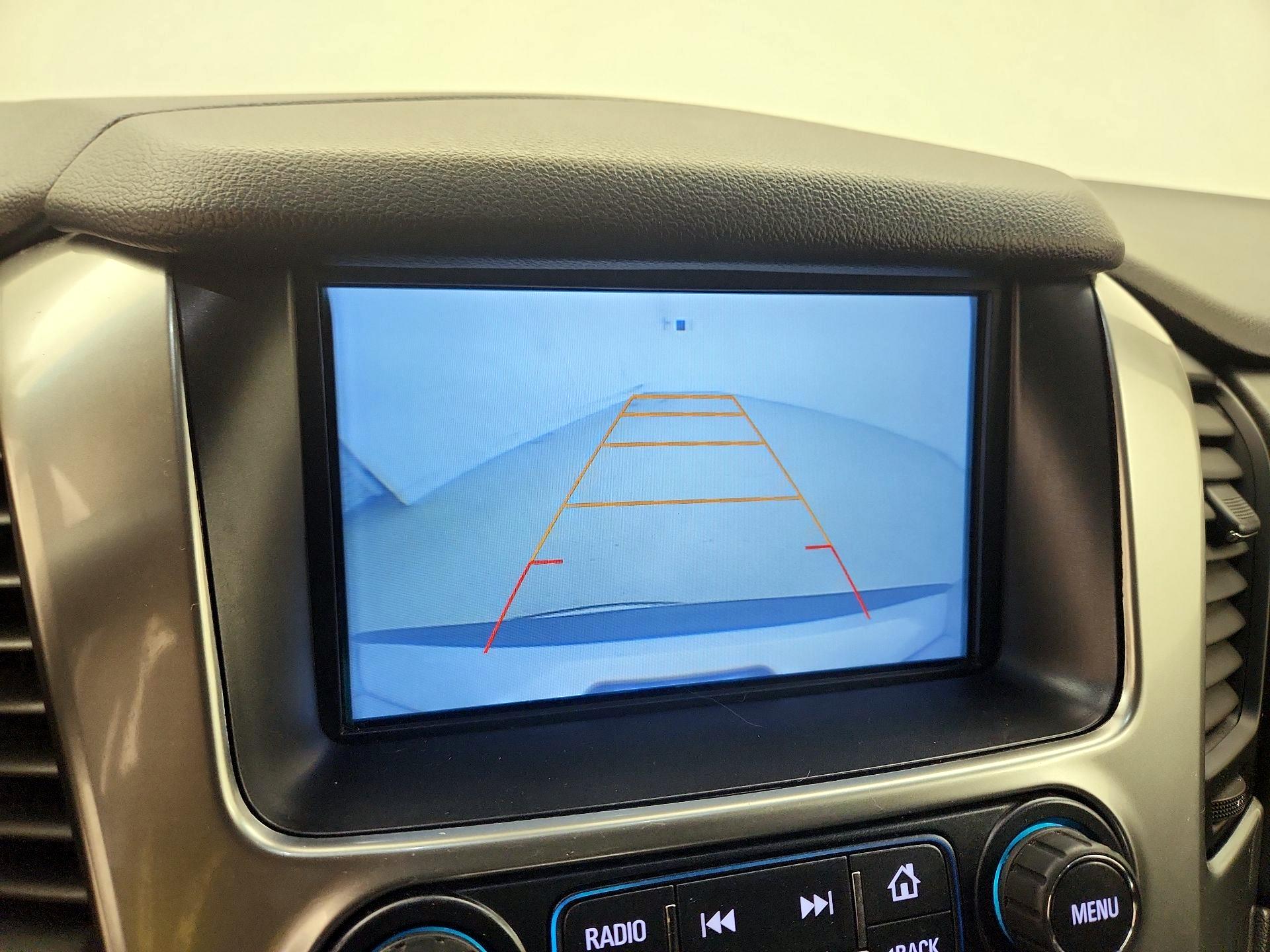 Thumbnail: 2017 Chevrolet Tahoe - 14