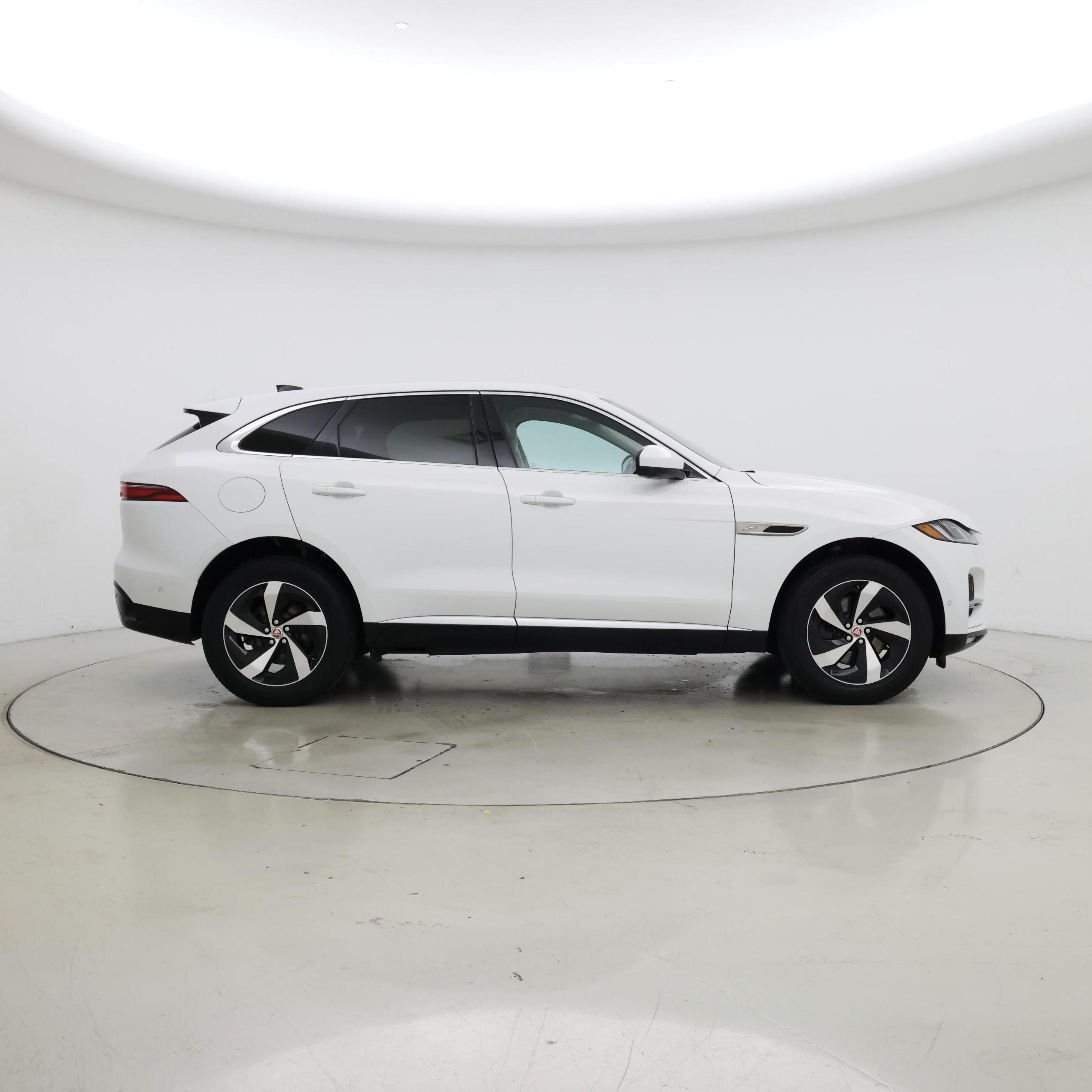 Thumbnail: 2021 Jaguar F-Pace - 7