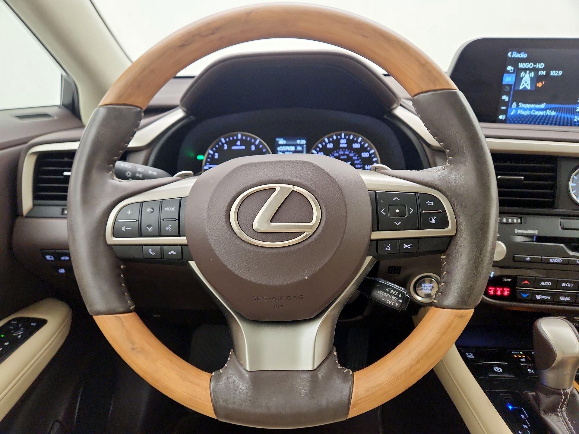 Thumbnail: 2020 Lexus RX - 10