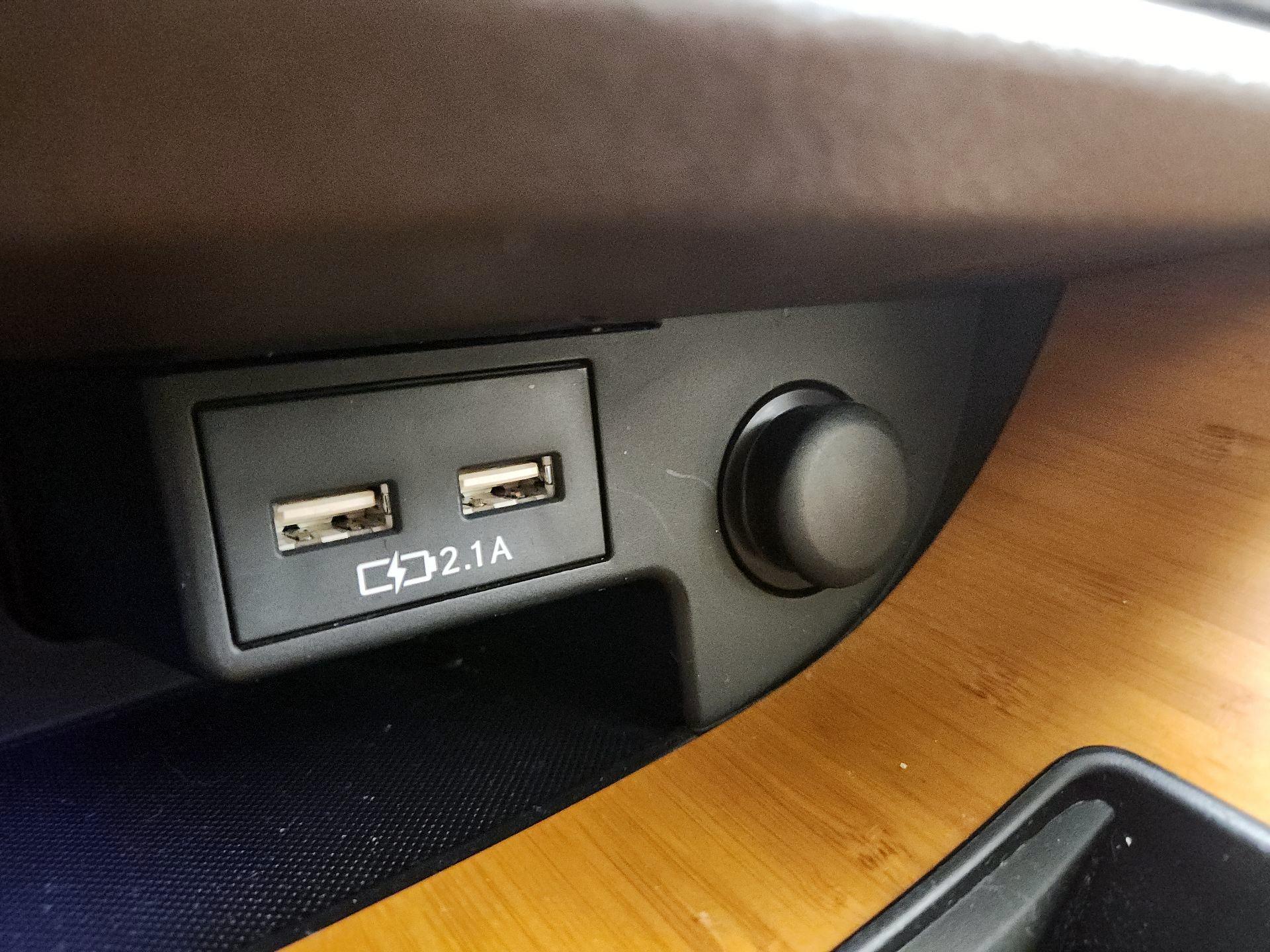 Thumbnail: 2020 Lexus RX - 18