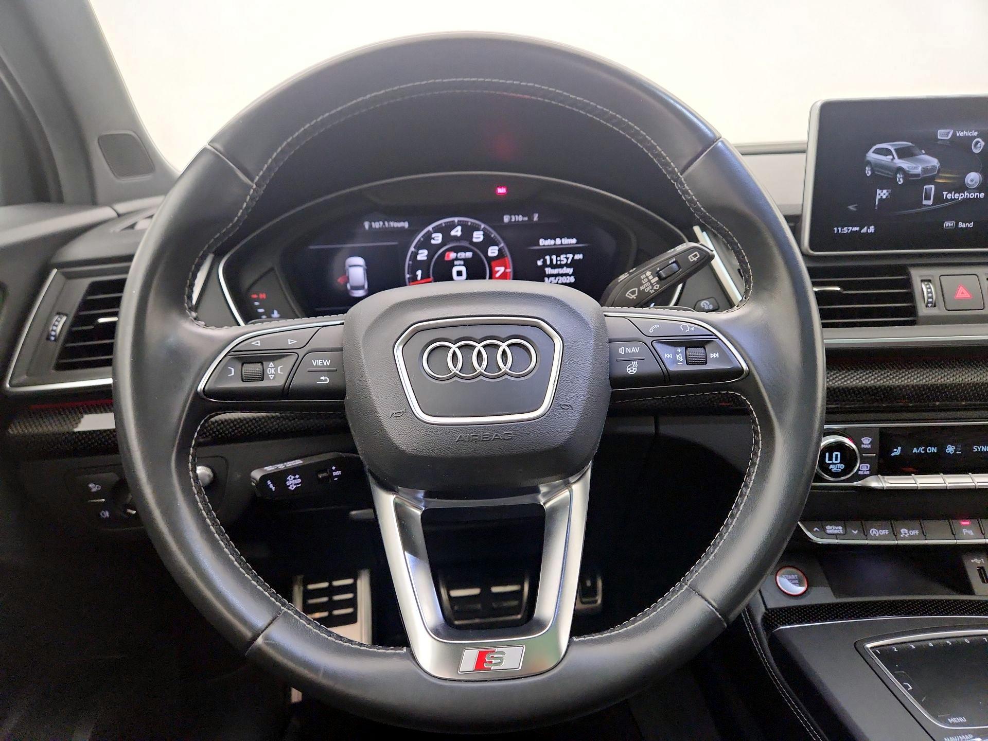 Thumbnail: 2018 Audi SQ5 - 10