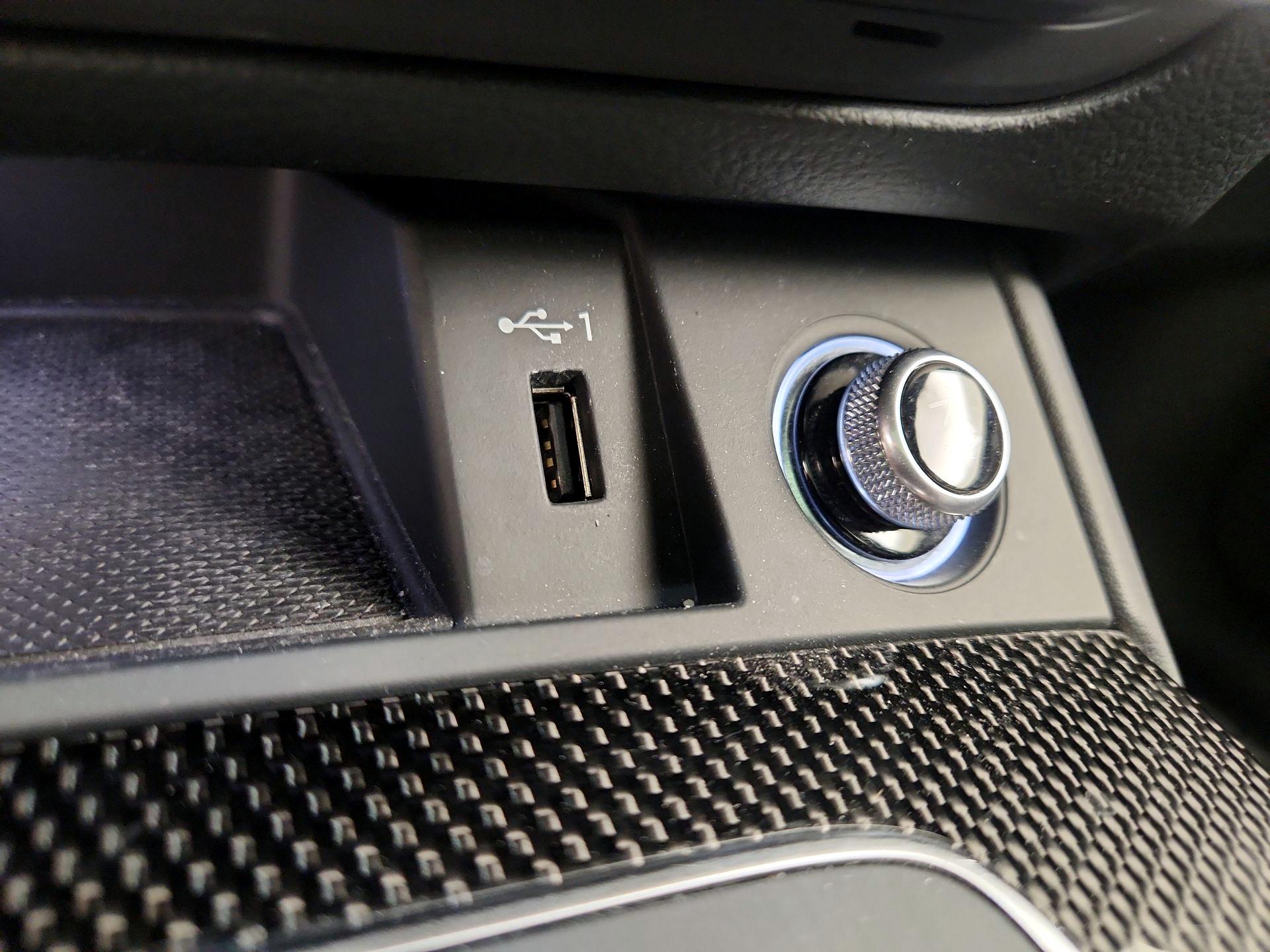 Thumbnail: 2018 Audi SQ5 - 19