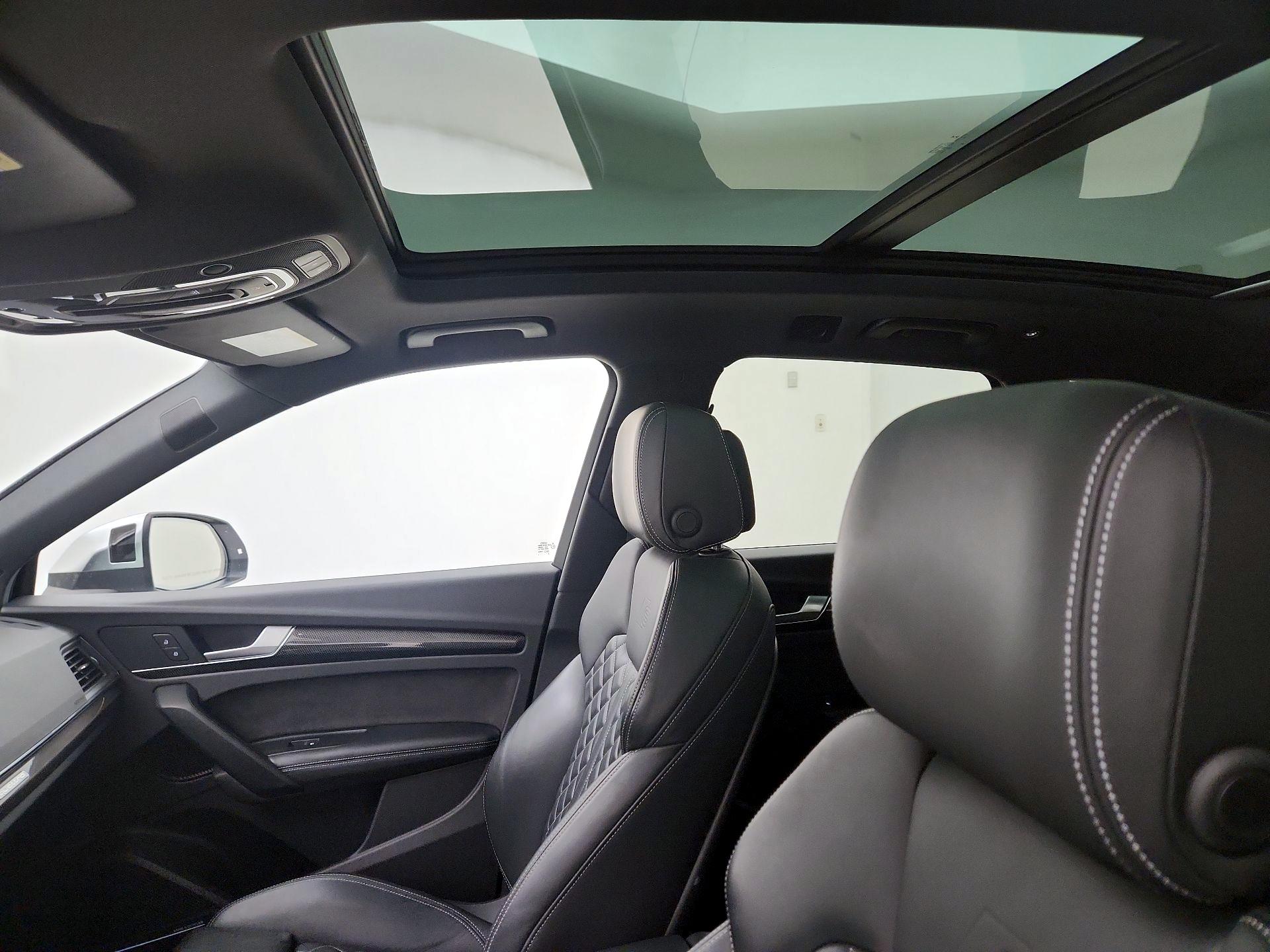 Thumbnail: 2018 Audi SQ5 - 20