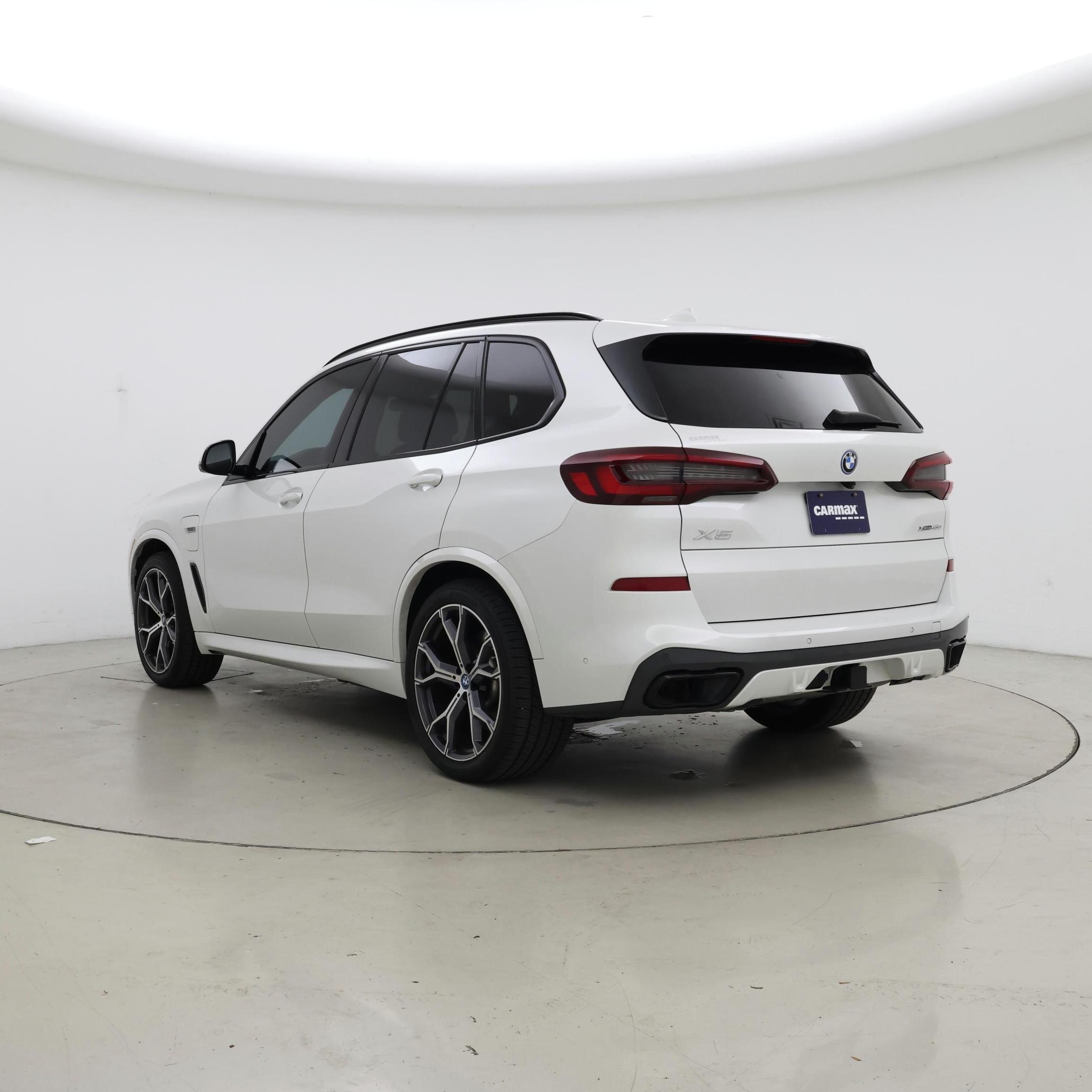 Thumbnail: 2022 BMW X5 - 2