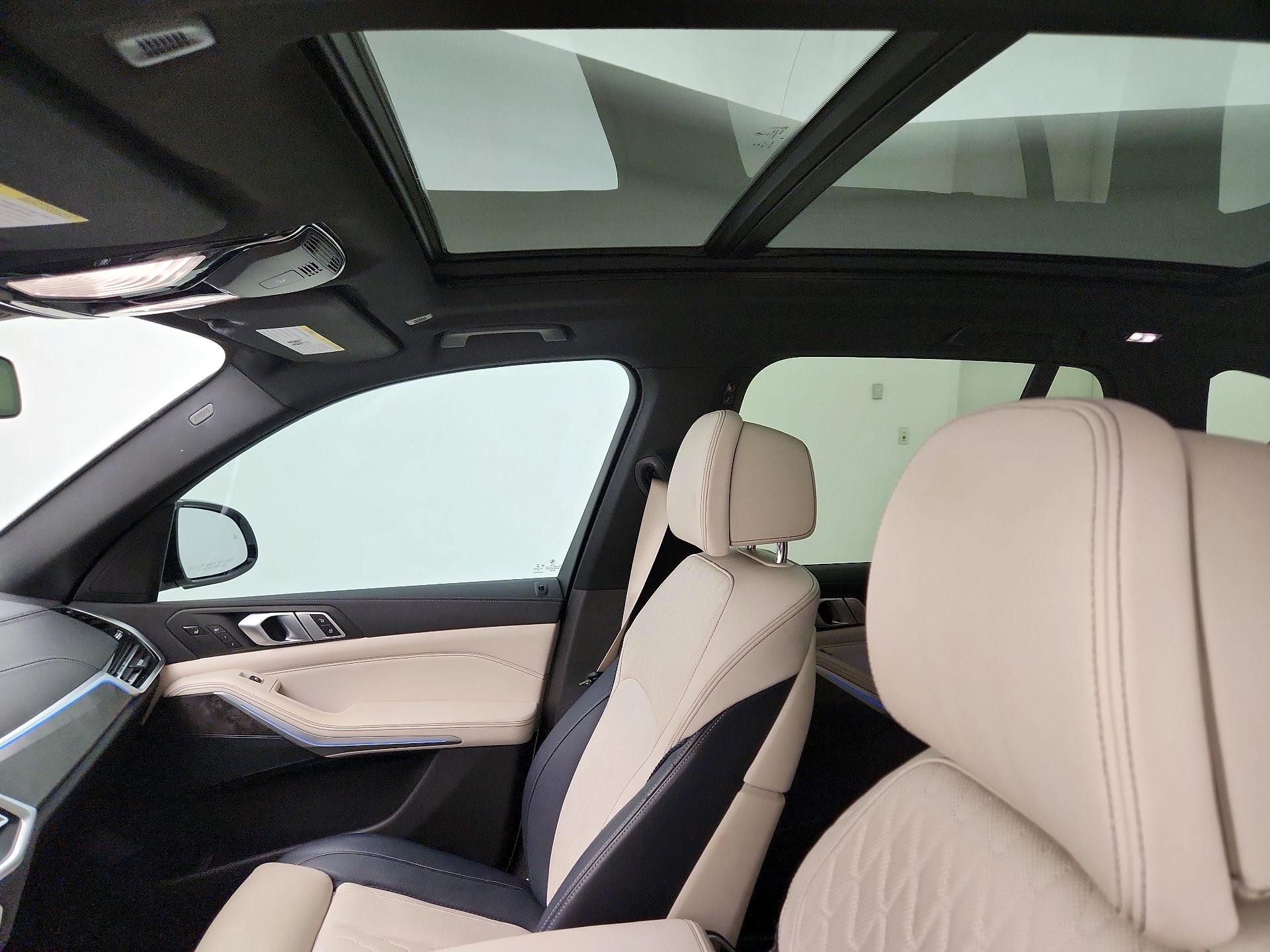 Thumbnail: 2022 BMW X5 - 20