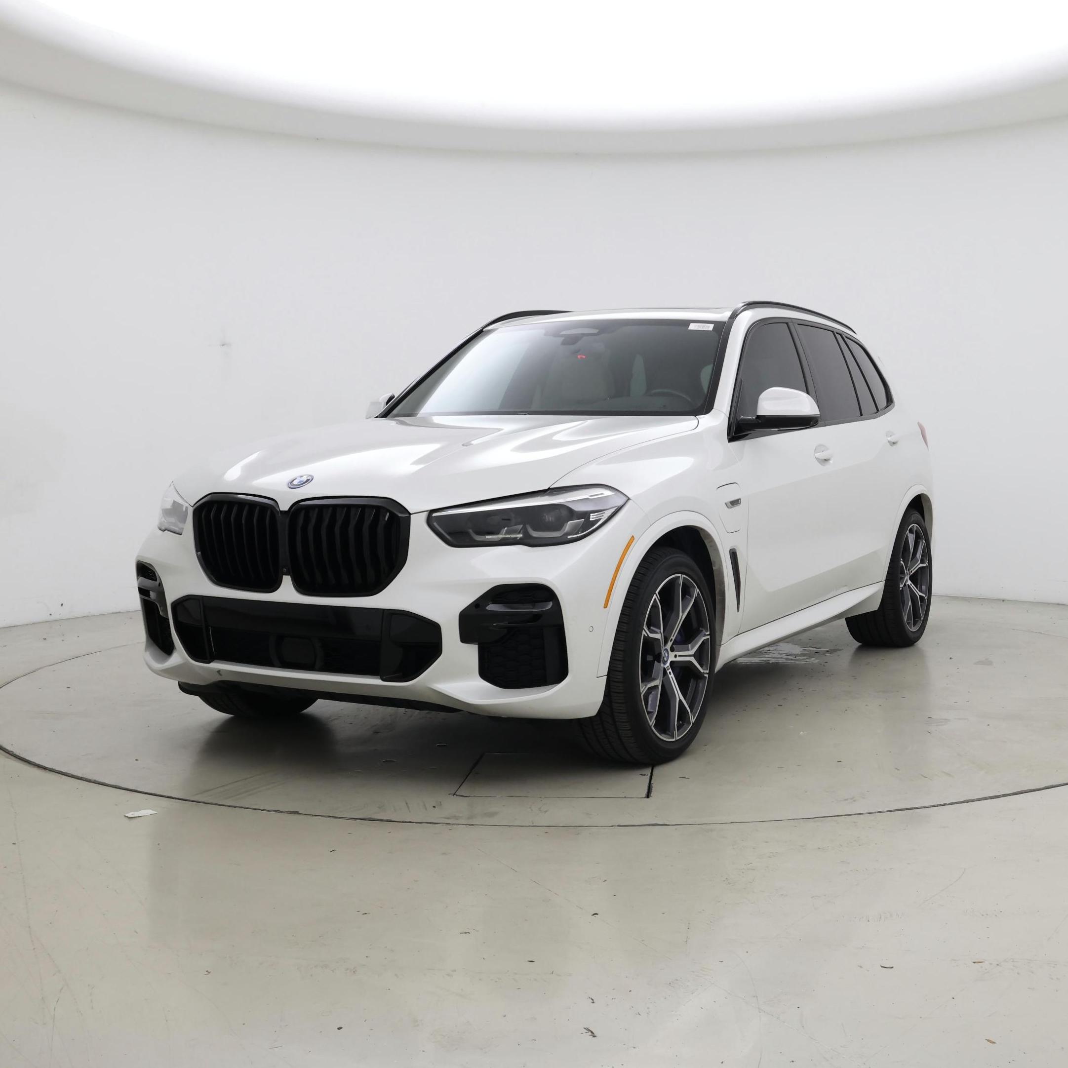 Thumbnail: 2022 BMW X5 - 4