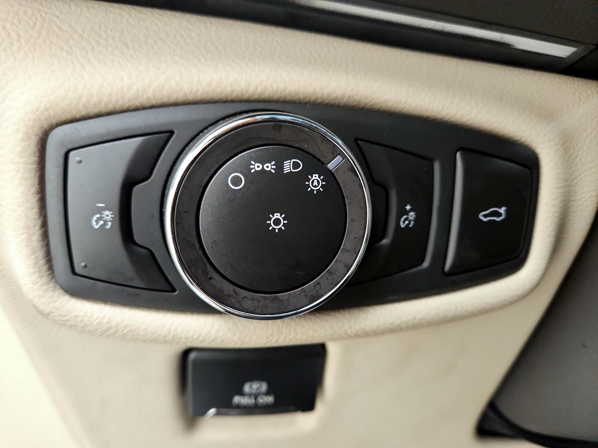 Thumbnail: 2019 Lincoln MKZ - 13