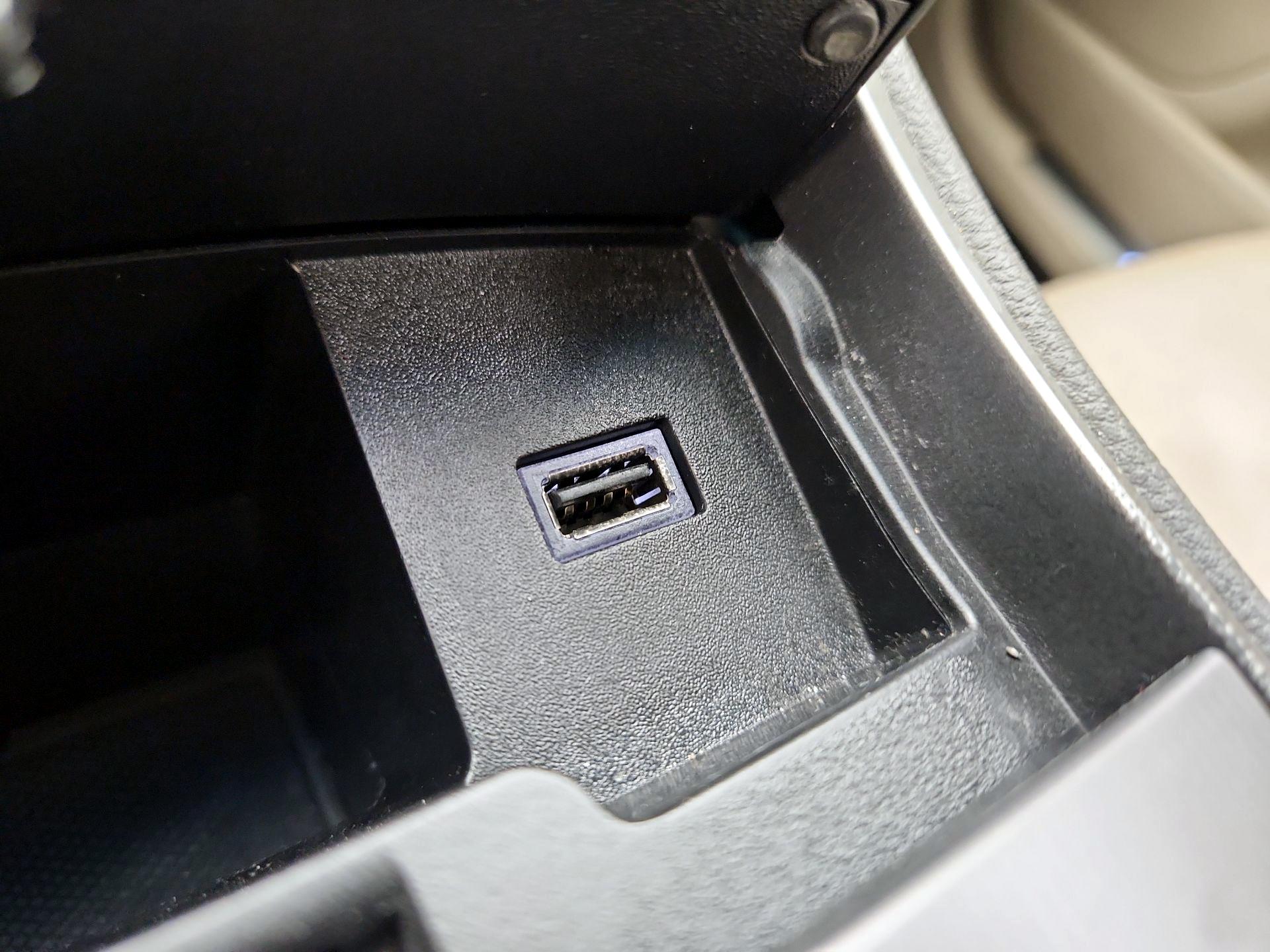 Thumbnail: 2019 Lincoln MKZ - 19