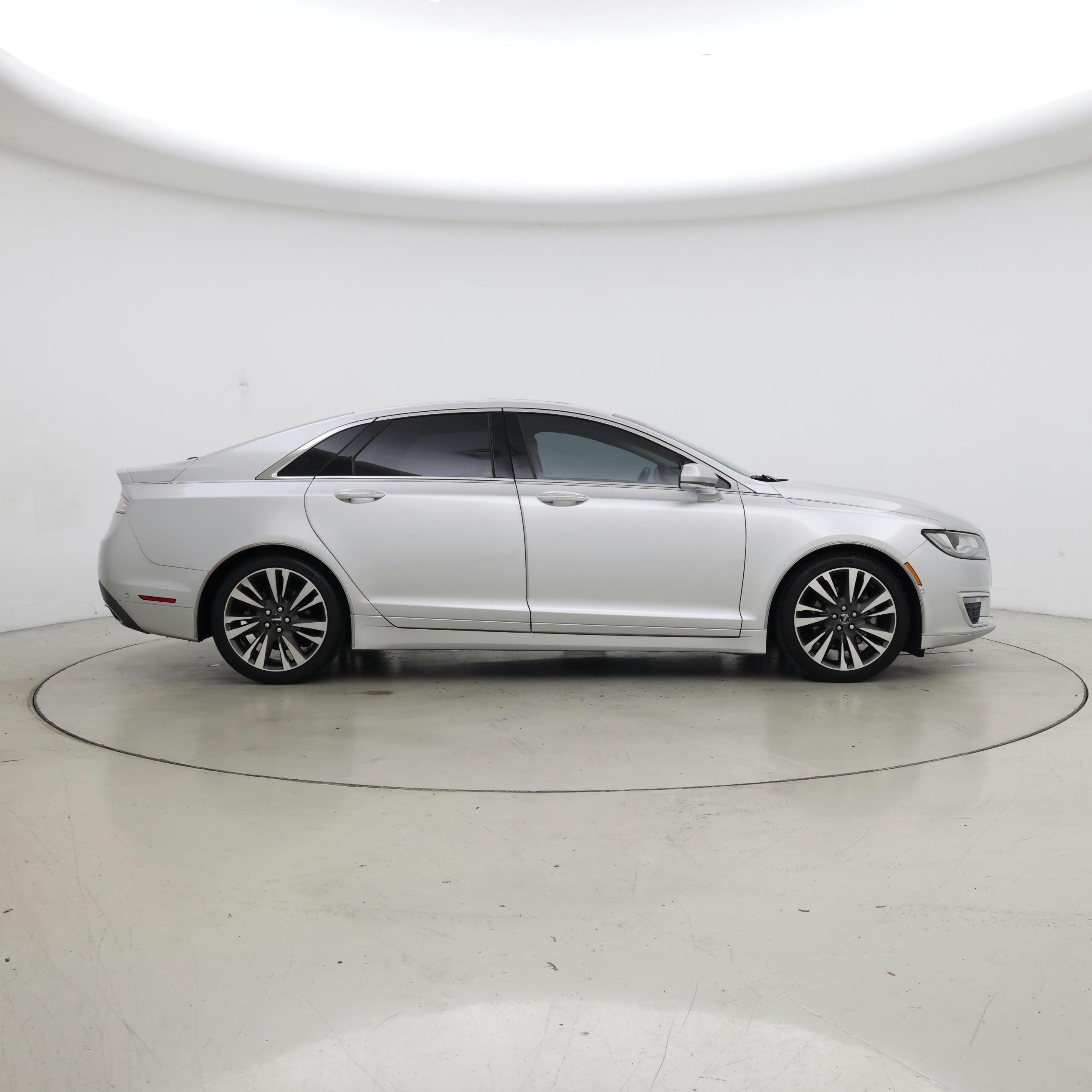 Thumbnail: 2019 Lincoln MKZ - 7