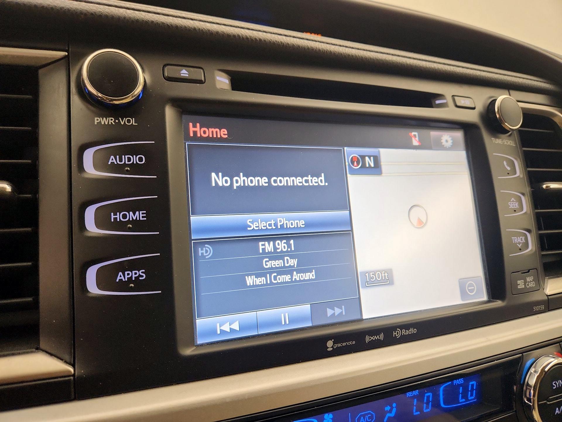 Thumbnail: 2016 Toyota Highlander - 14