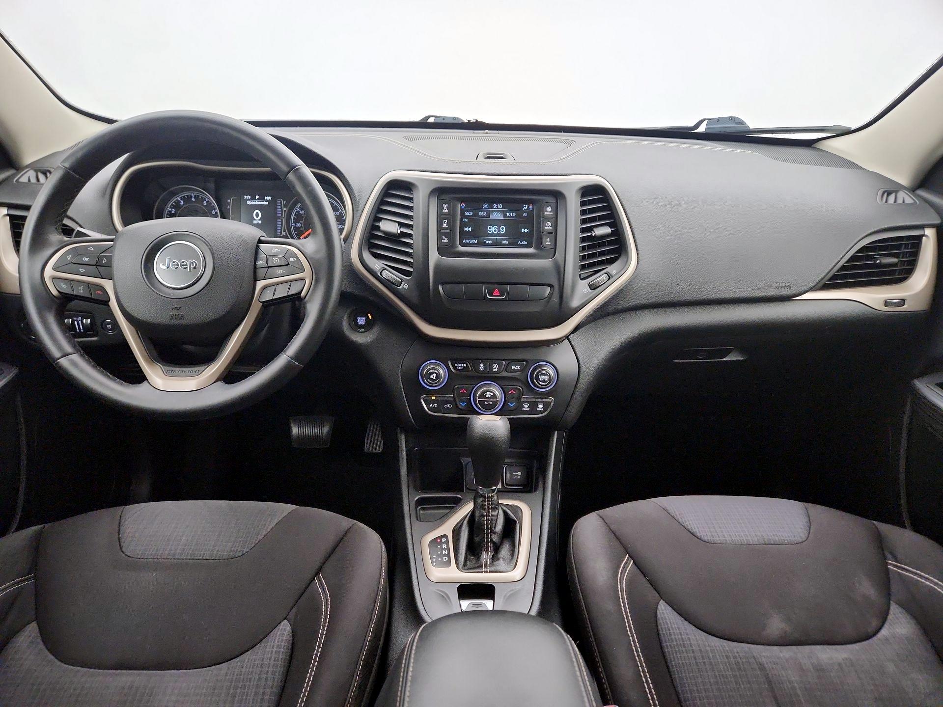 Thumbnail: 2015 Jeep Cherokee - 9