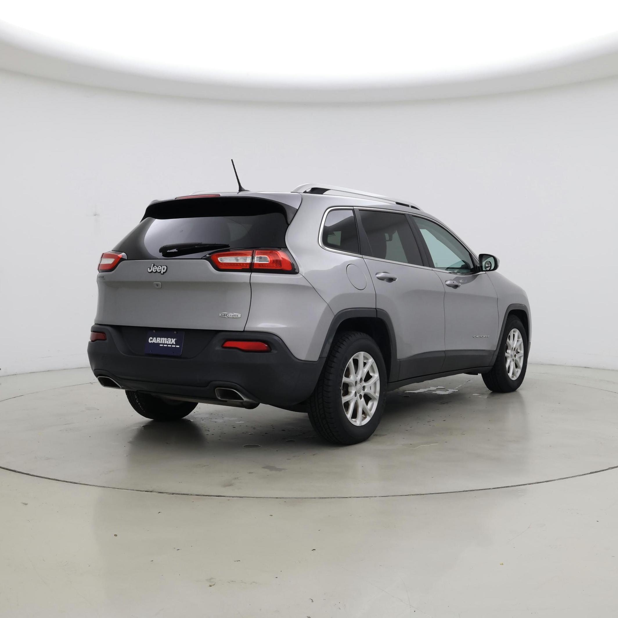 Thumbnail: 2015 Jeep Cherokee - 8