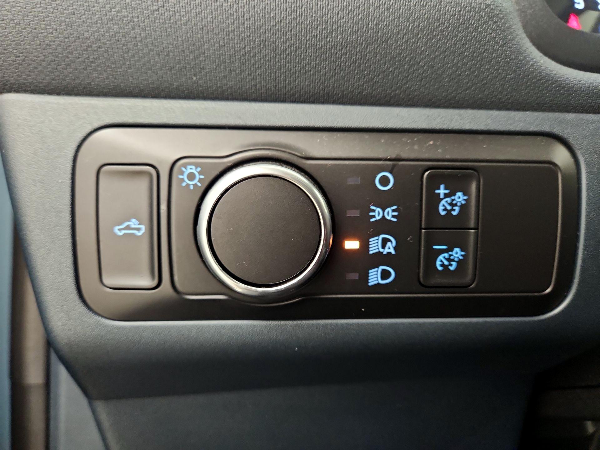 Thumbnail: 2022 Ford Maverick - 13