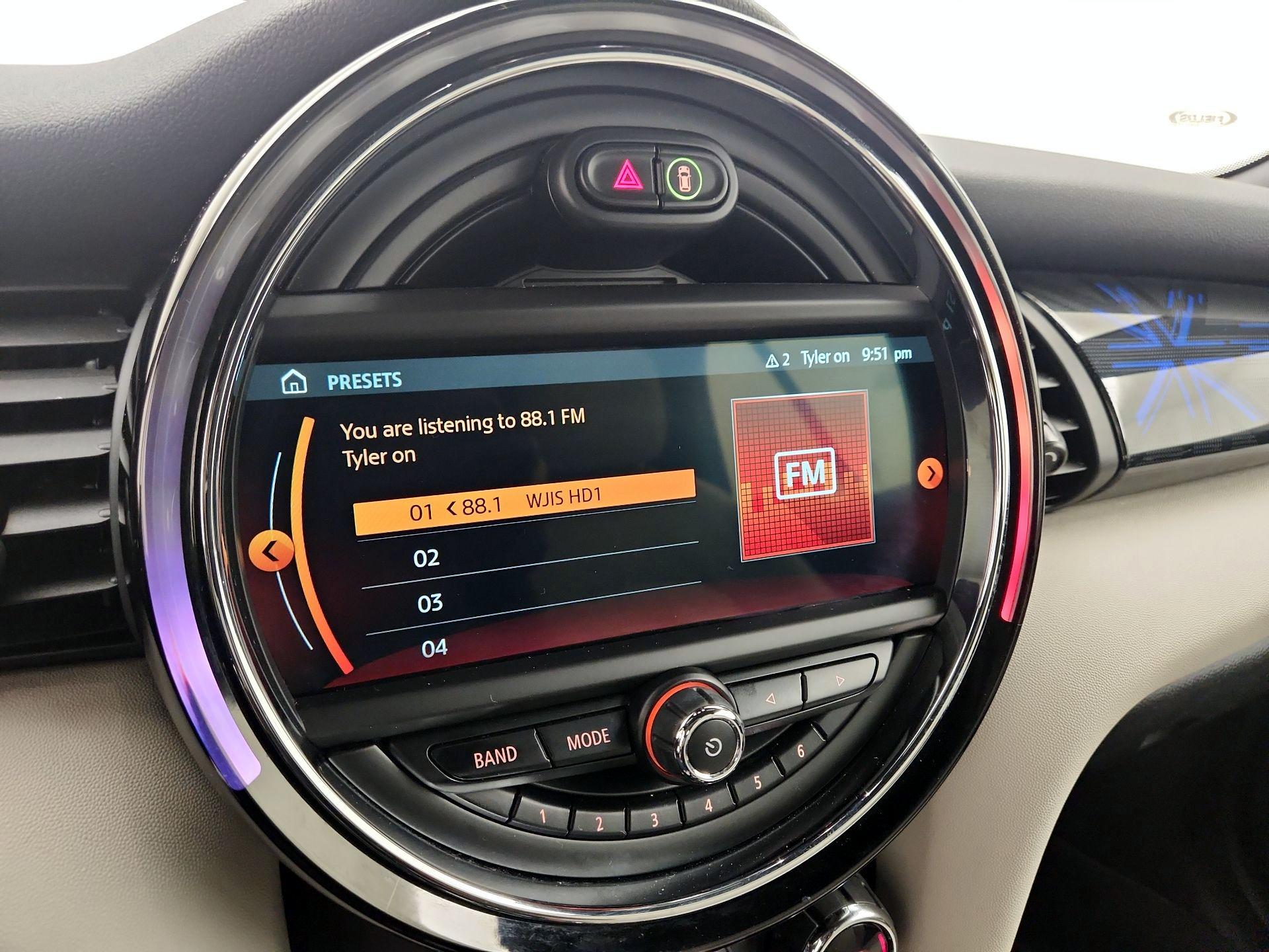 Thumbnail: 2019 MINI Cooper - 15