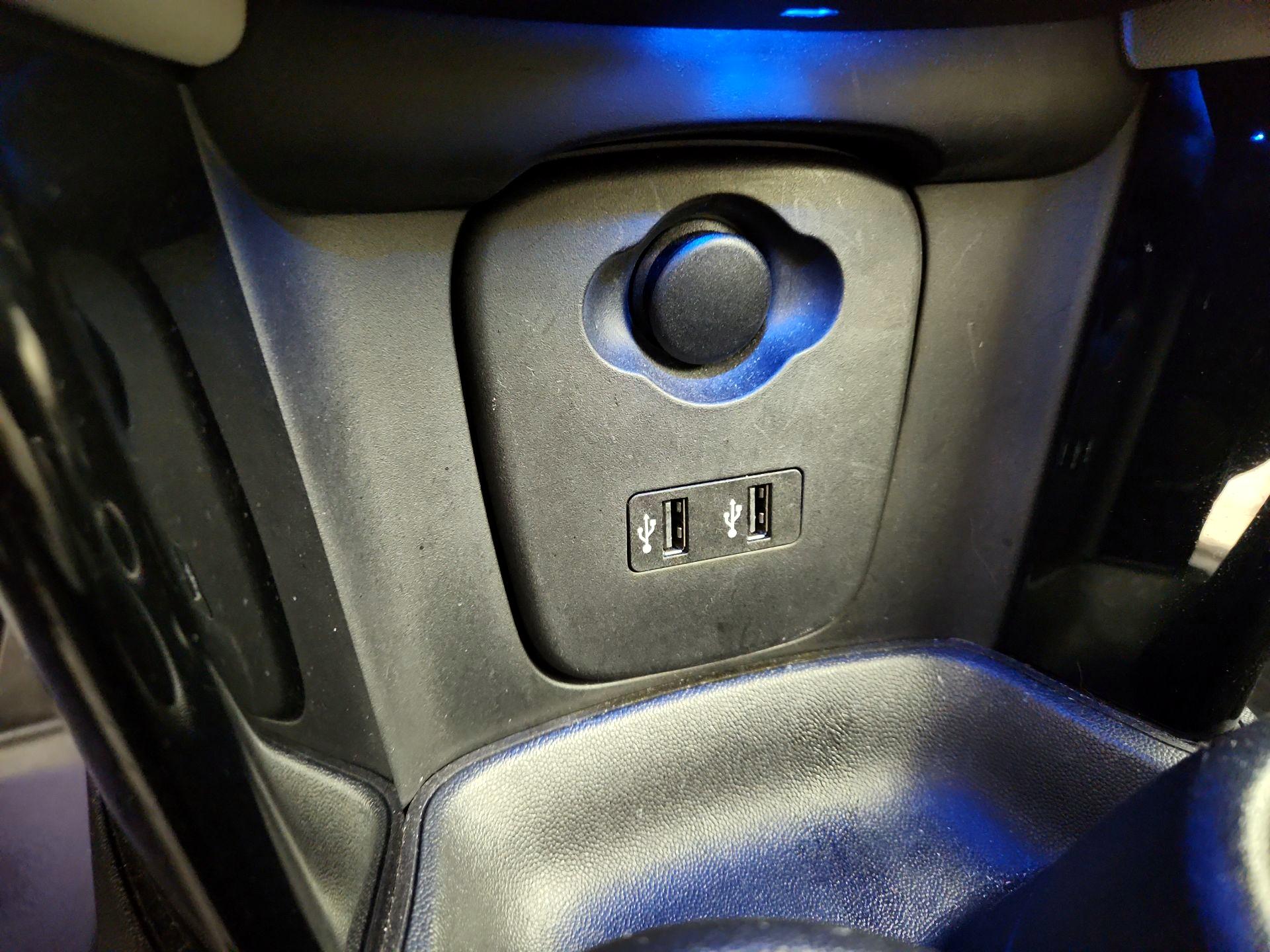 Thumbnail: 2019 MINI Cooper - 18