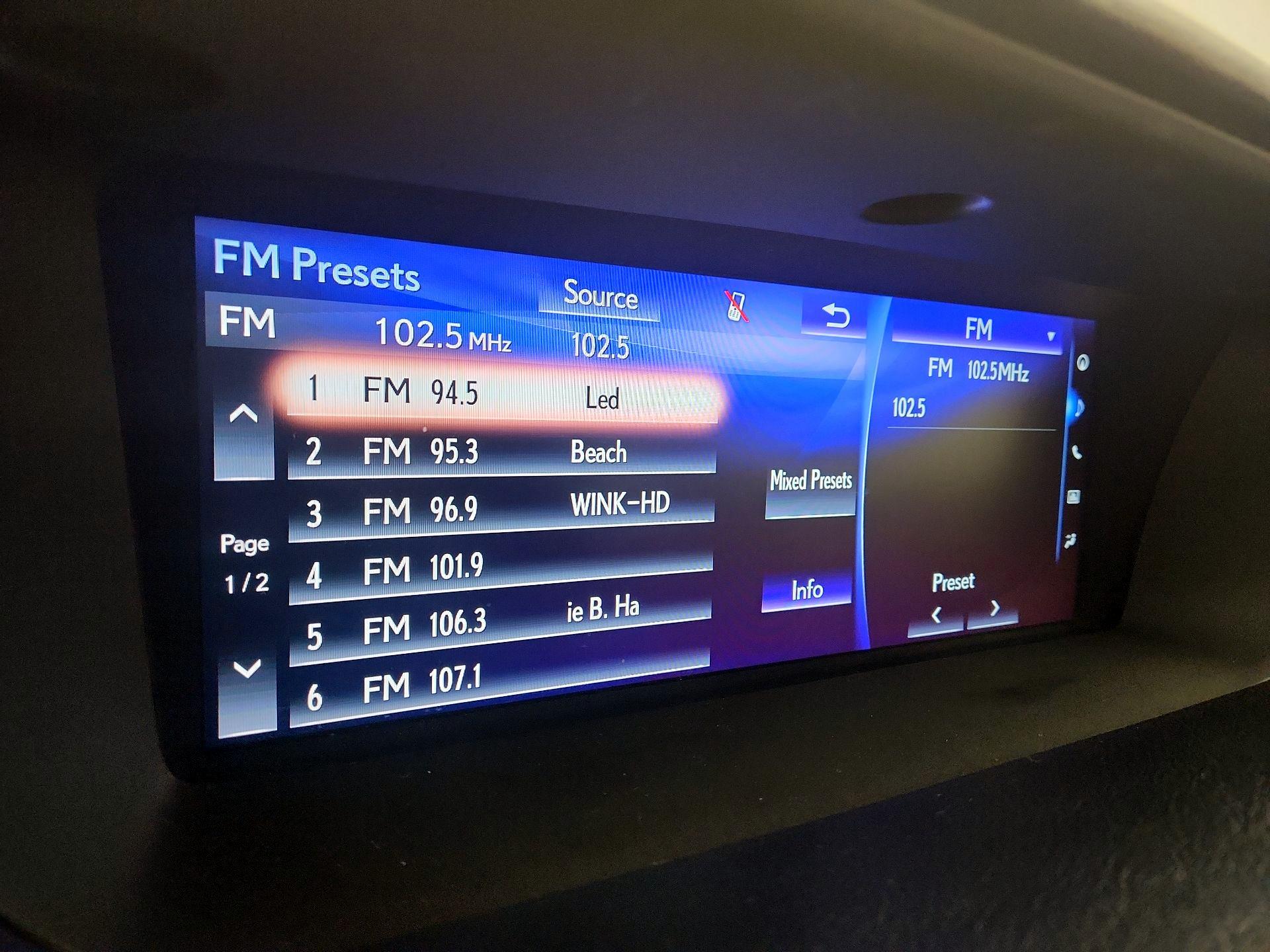 Thumbnail: 2016 Lexus GS - 16