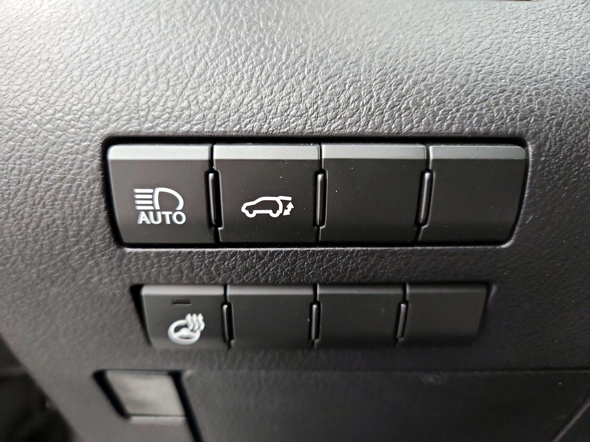 Thumbnail: 2020 Lexus RX - 13