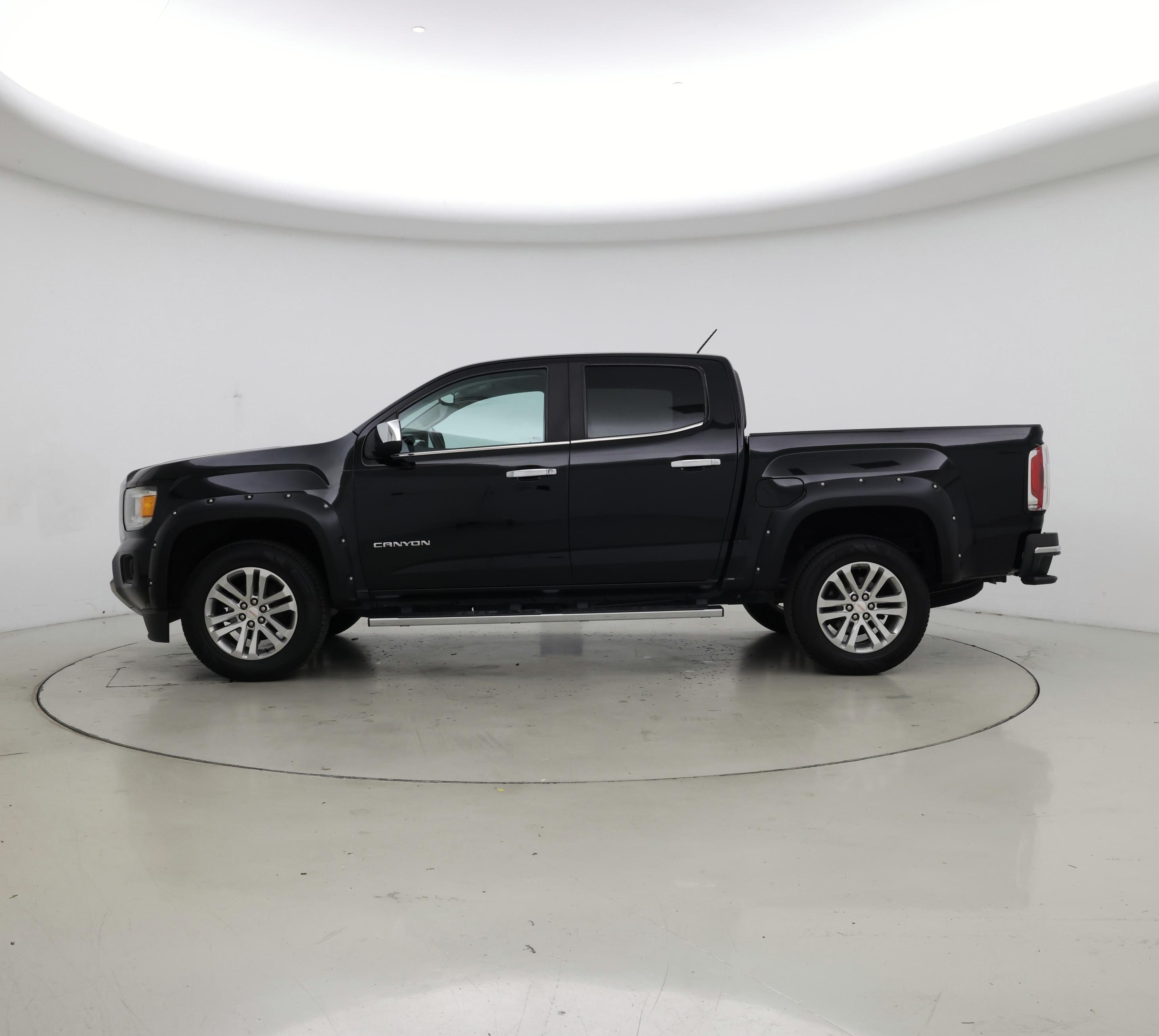 Thumbnail: 2020 GMC Canyon - 3