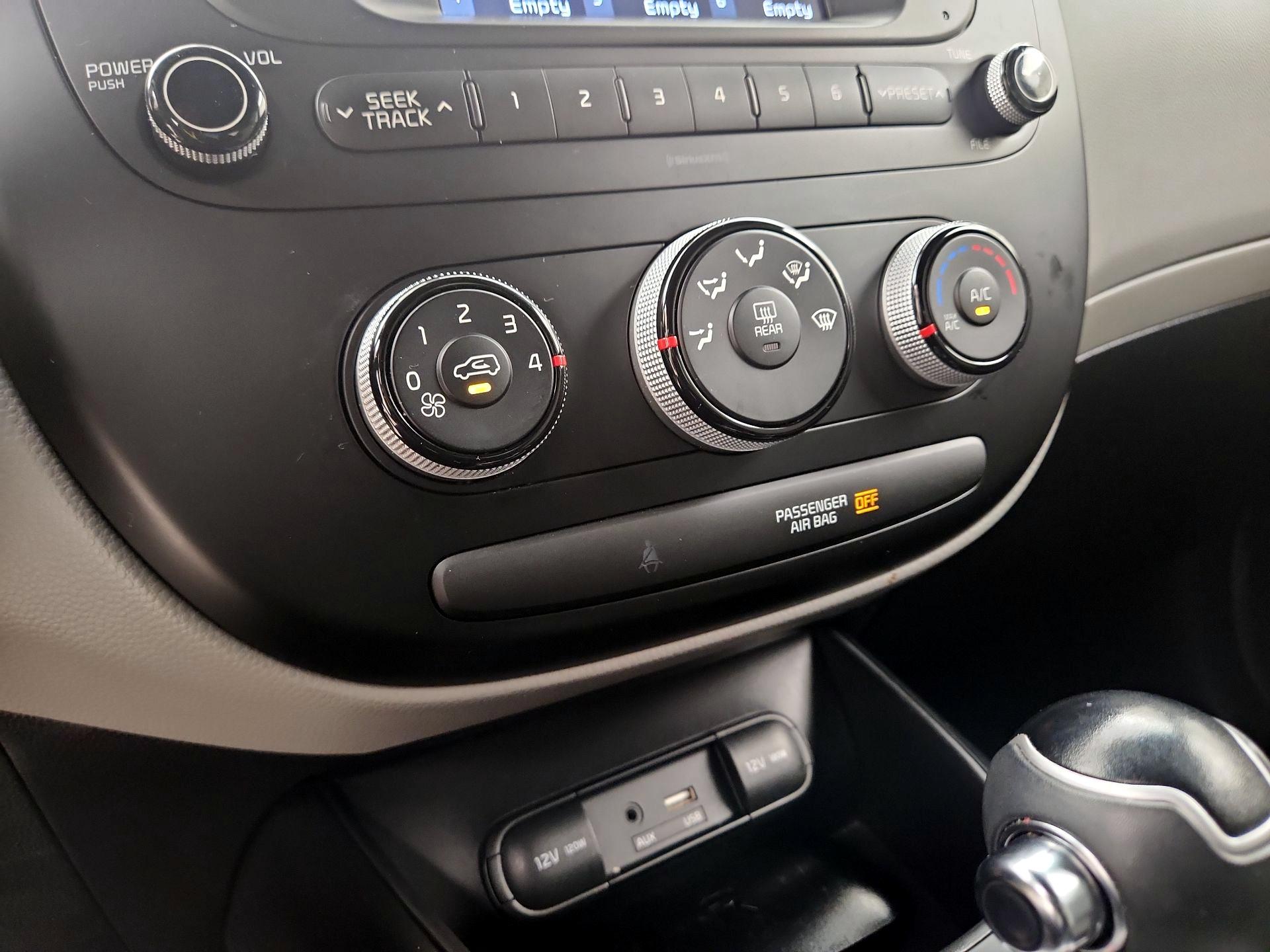 Thumbnail: 2018 Kia Soul - 15